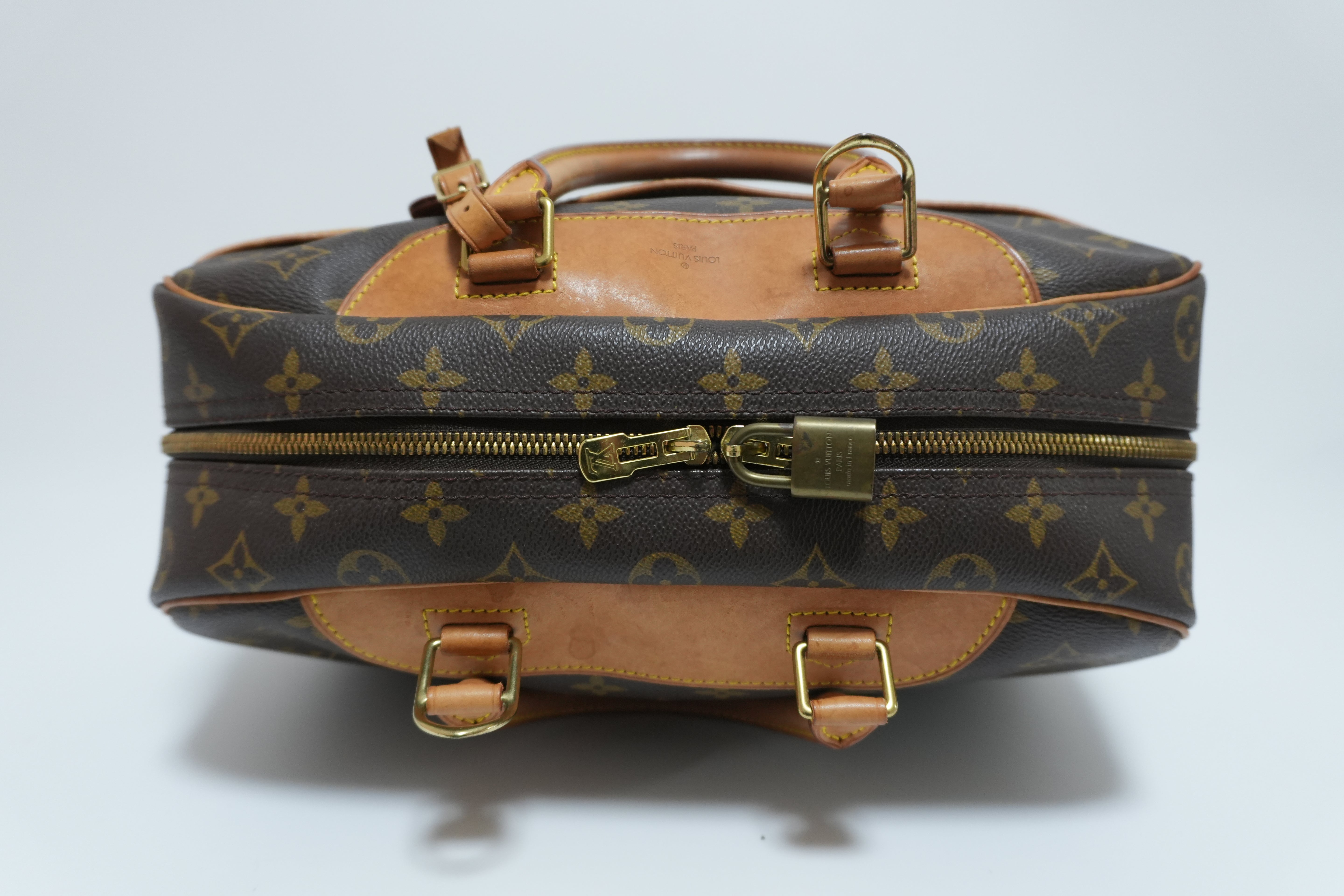 Louis Vuitton Monogram Deauville Handbag Used