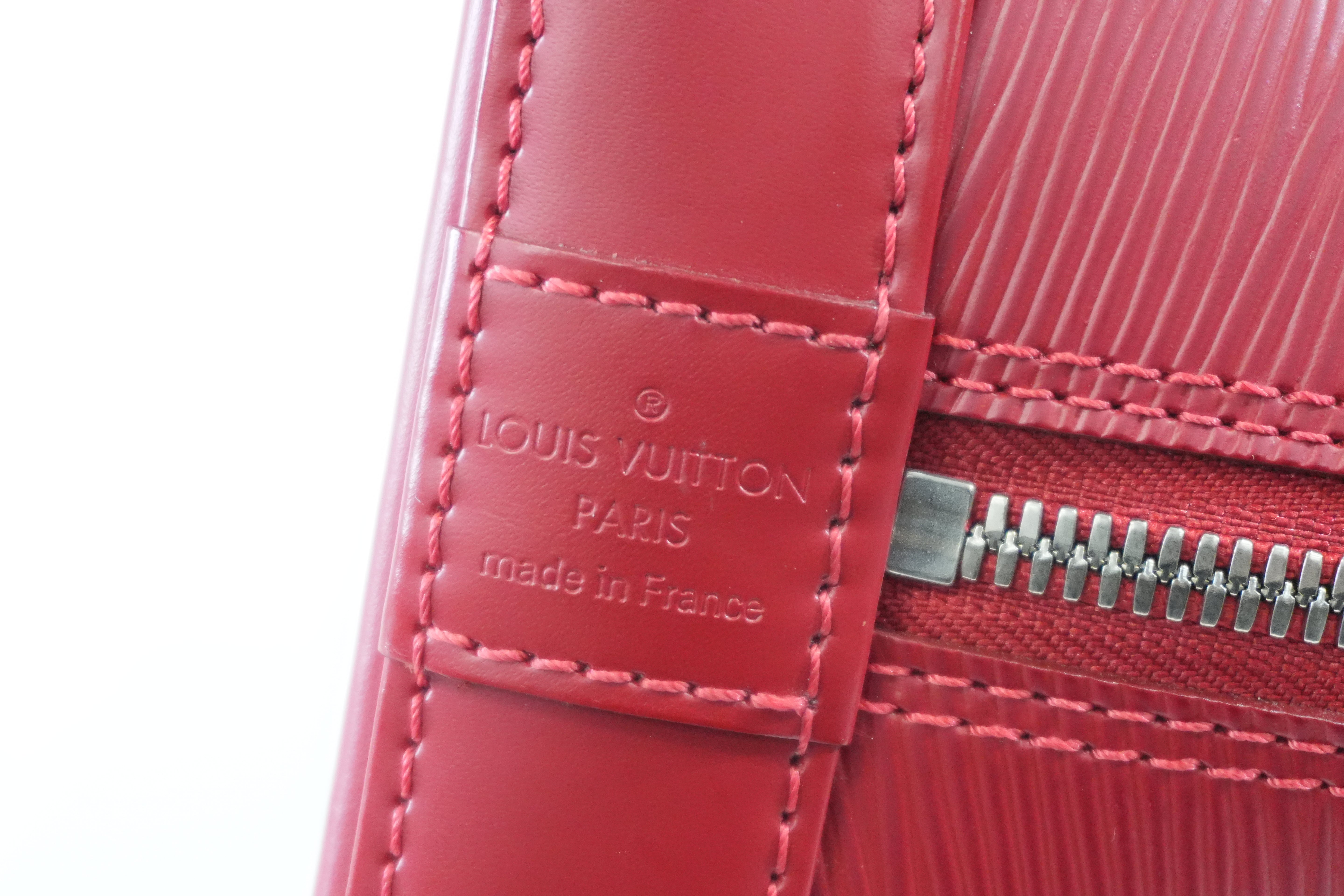 Pre-owned Louis Vuitton Epi Alma PM Handbag Red