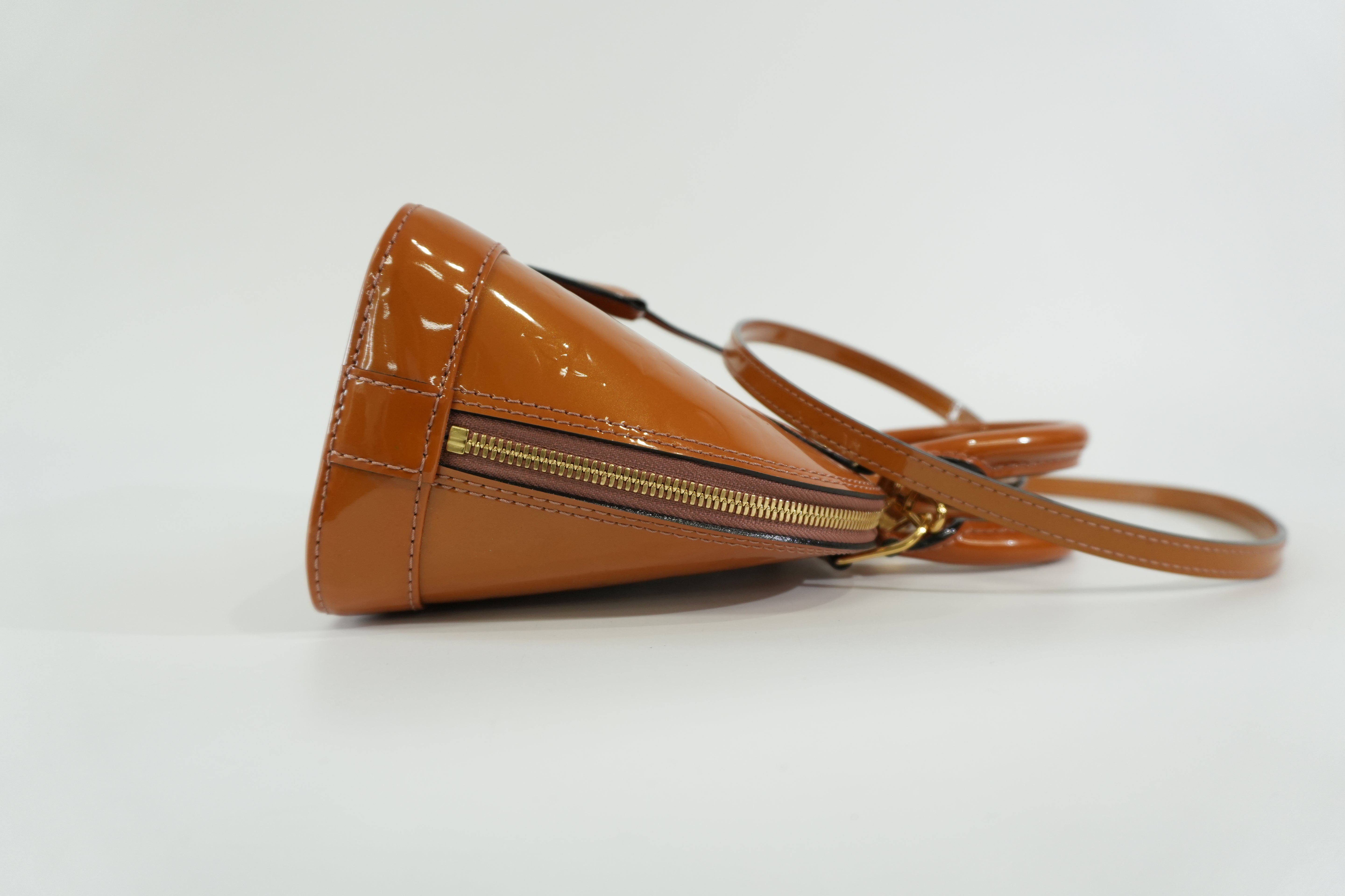 Pre-owned Louis Vuitton Vernis Alma BB Shoulder Bag Brown