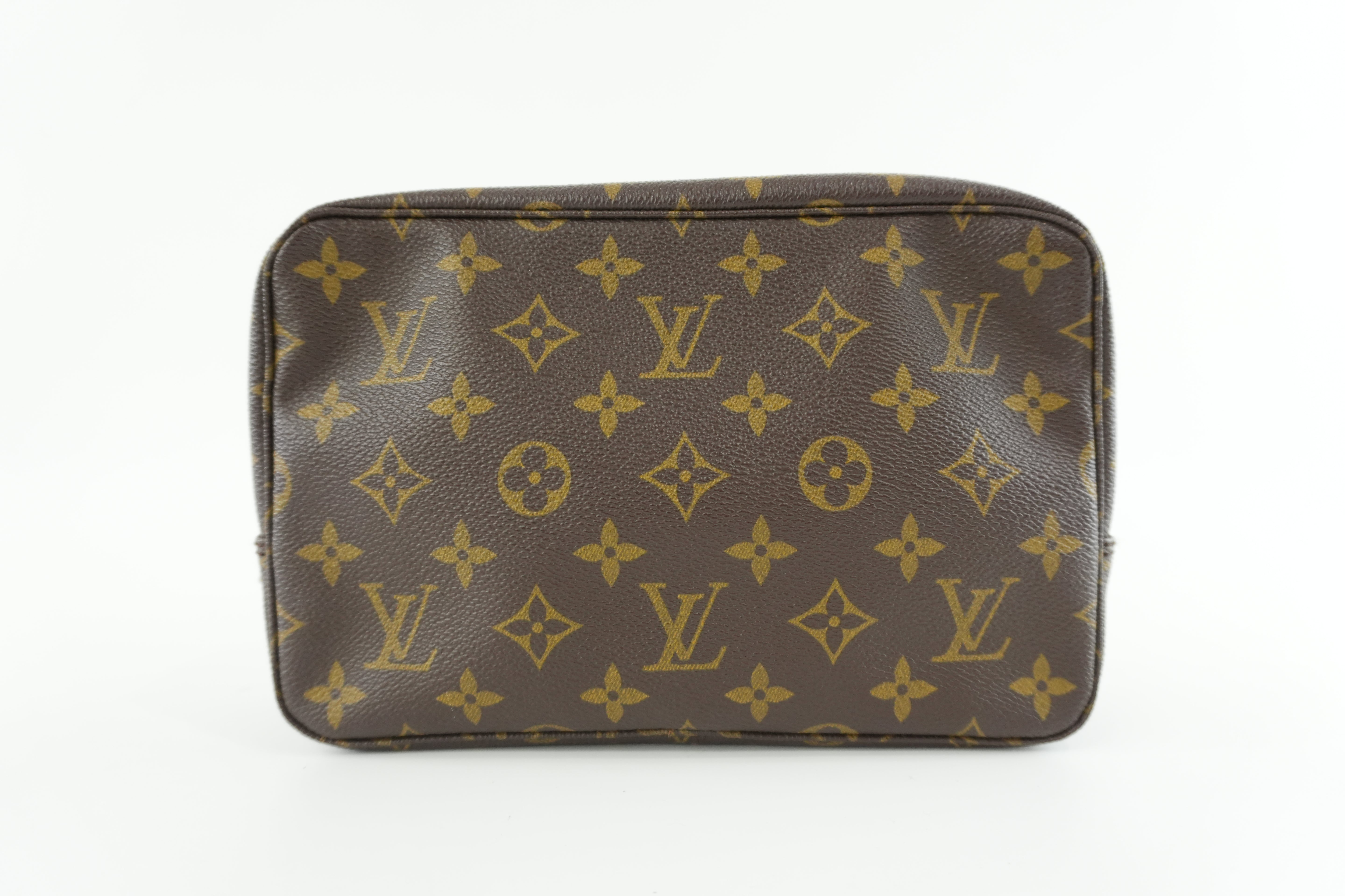 Louis Vuitton Monogram Toiletry 23 Pouch Used