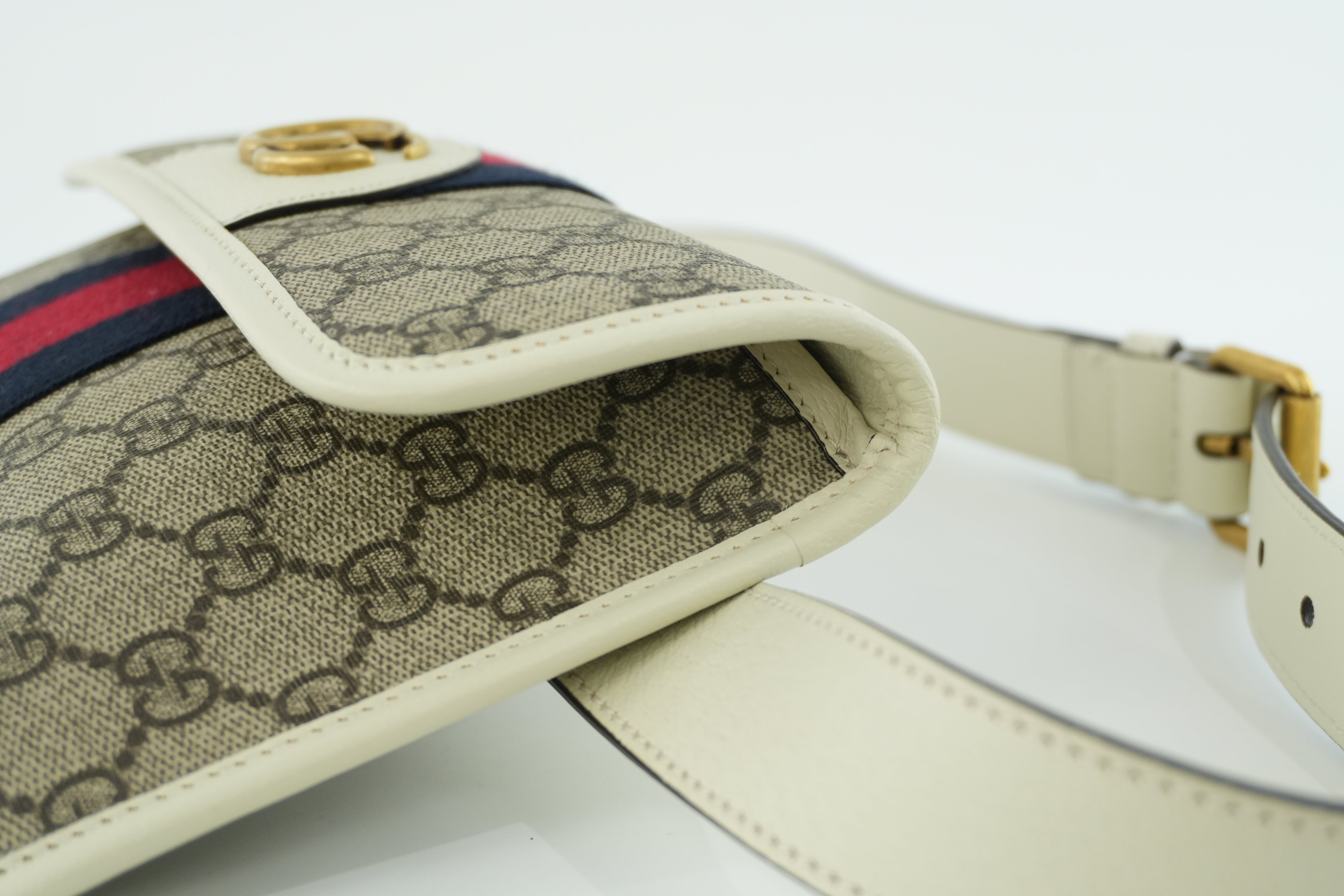 Gucci Bum Bag White Used