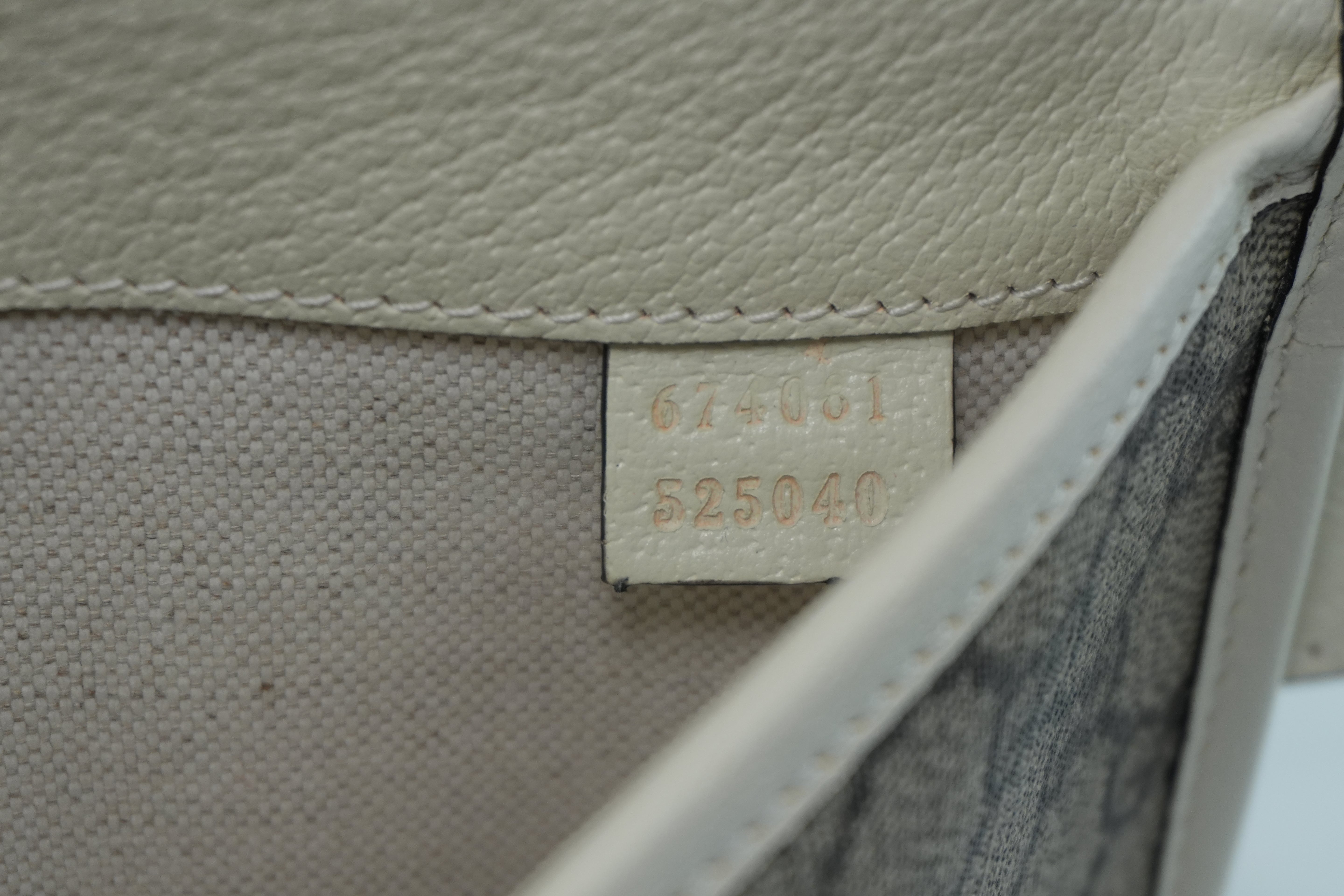 Gucci Bum Bag White Used