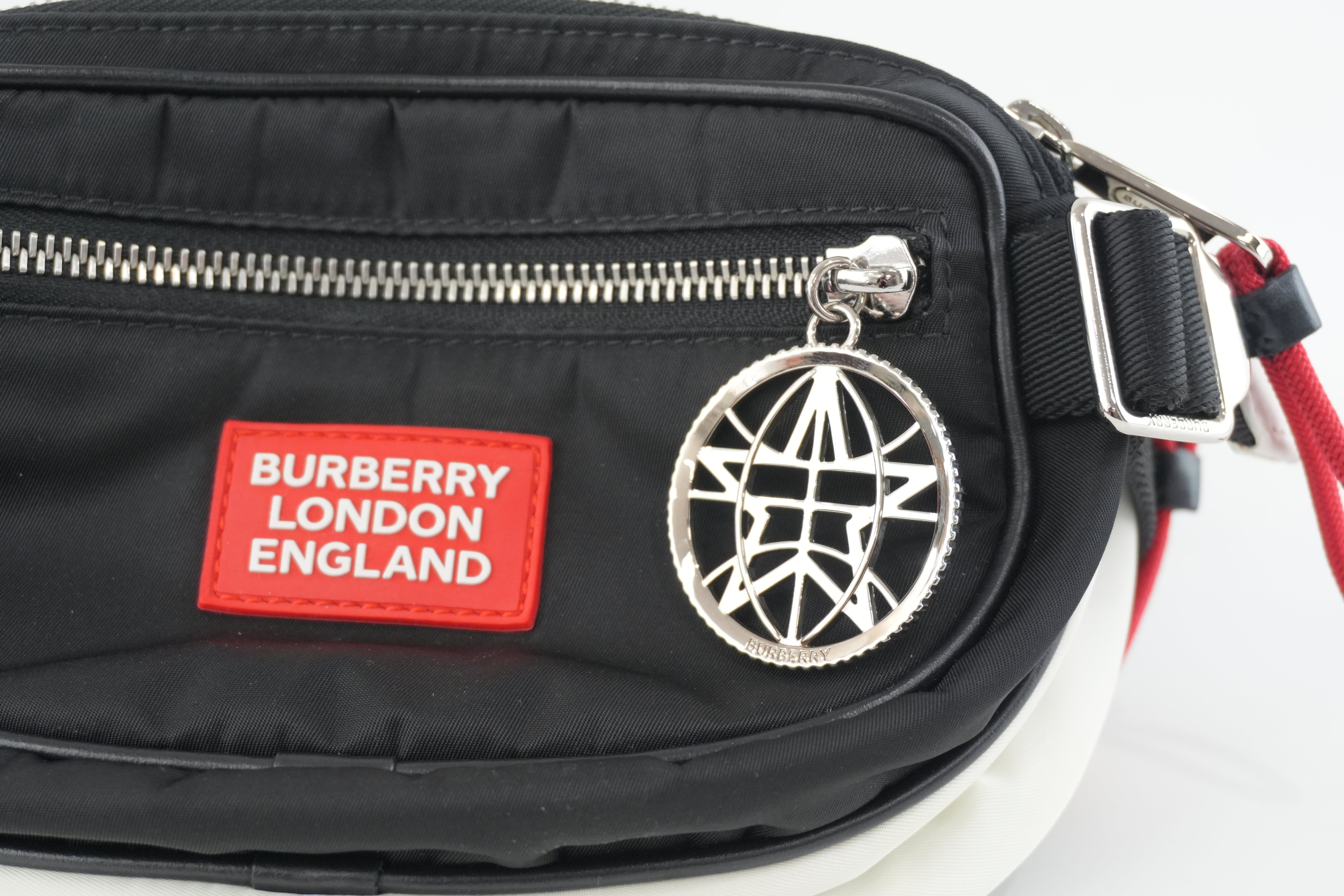 Burberry Bodybag Black Used