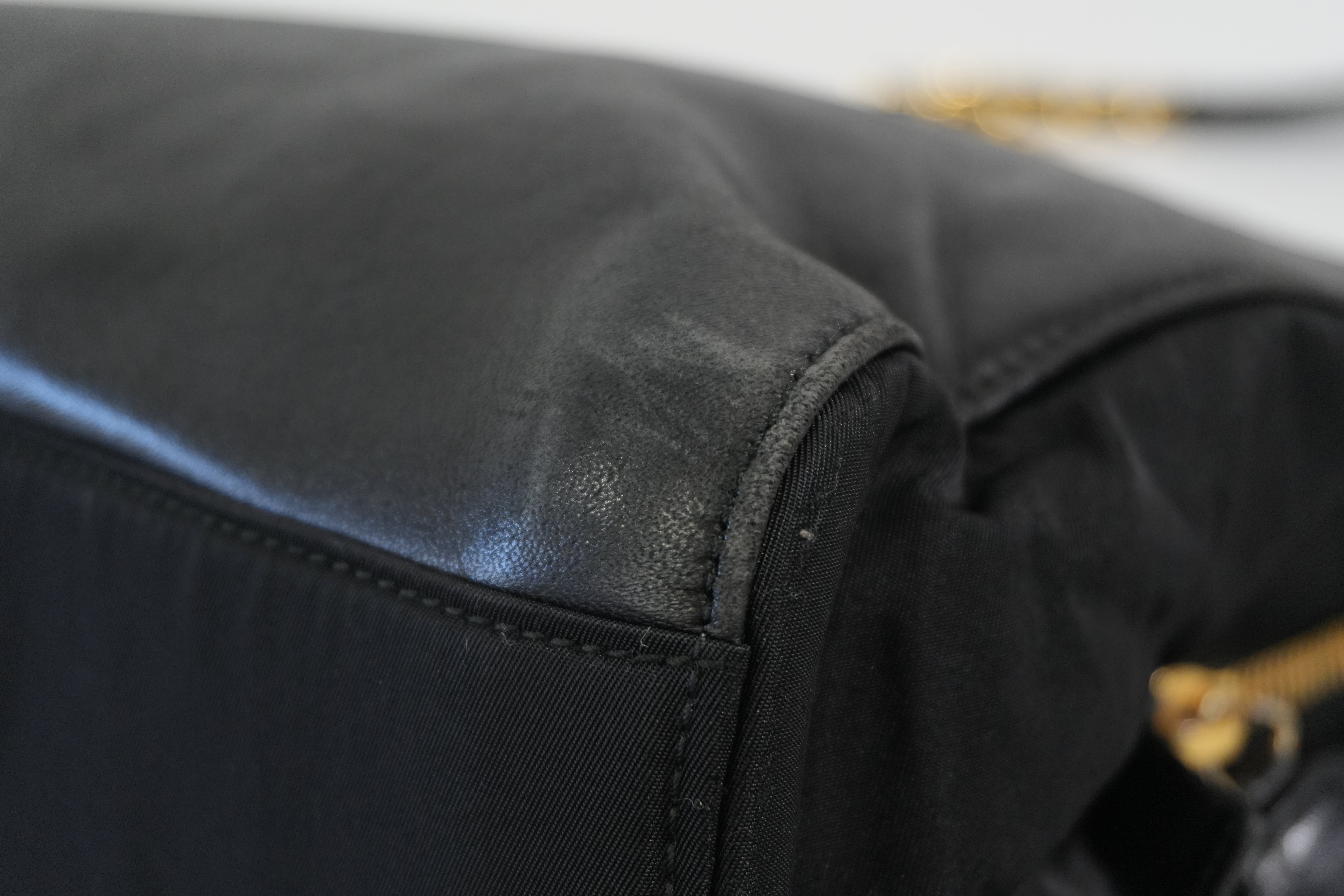 Pre-owned Prada Chain Shoulder Bag Black