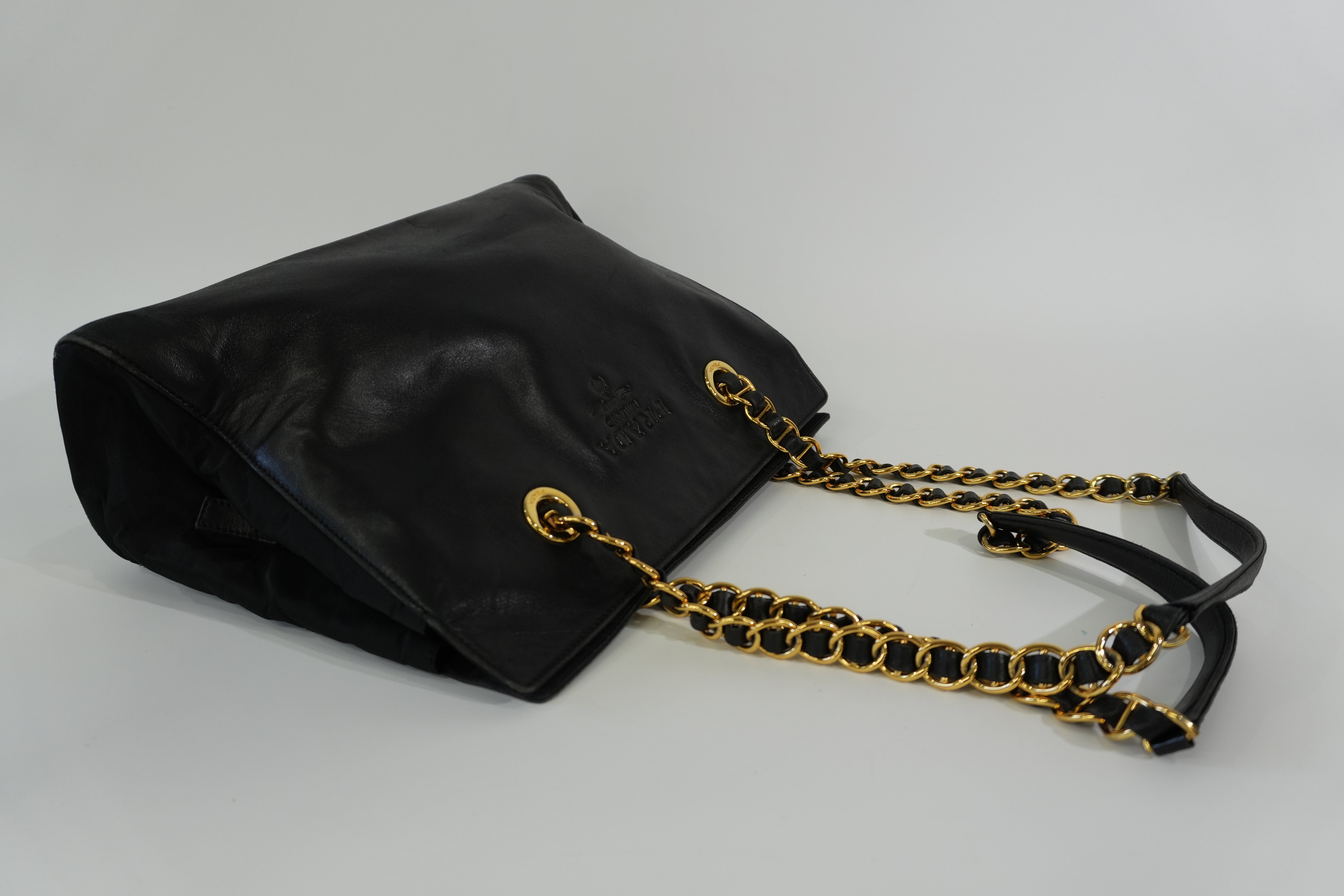 Pre-owned Prada Chain Shoulder Bag Black