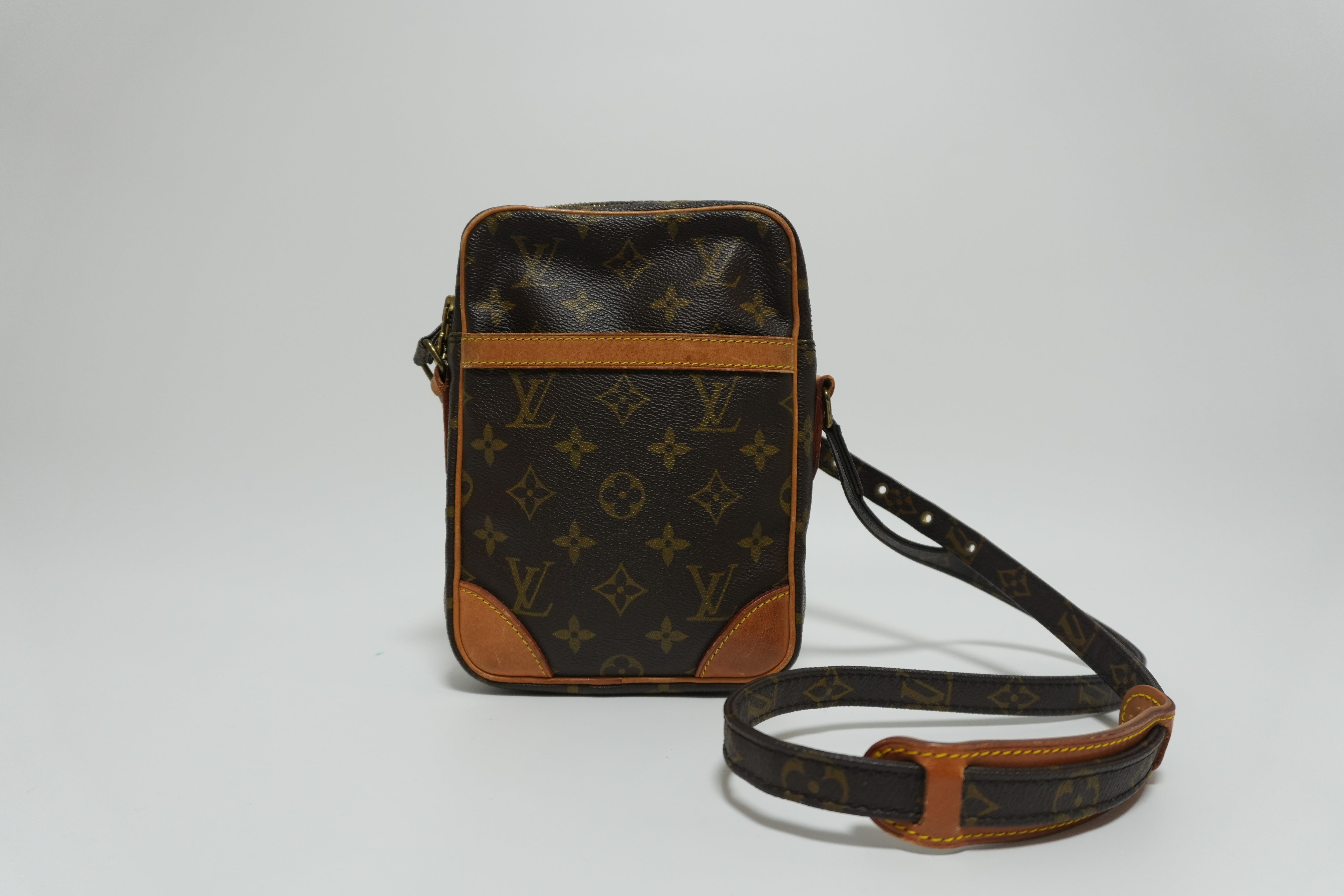 Louis Vuitton Monogram Danube Crossbody Used