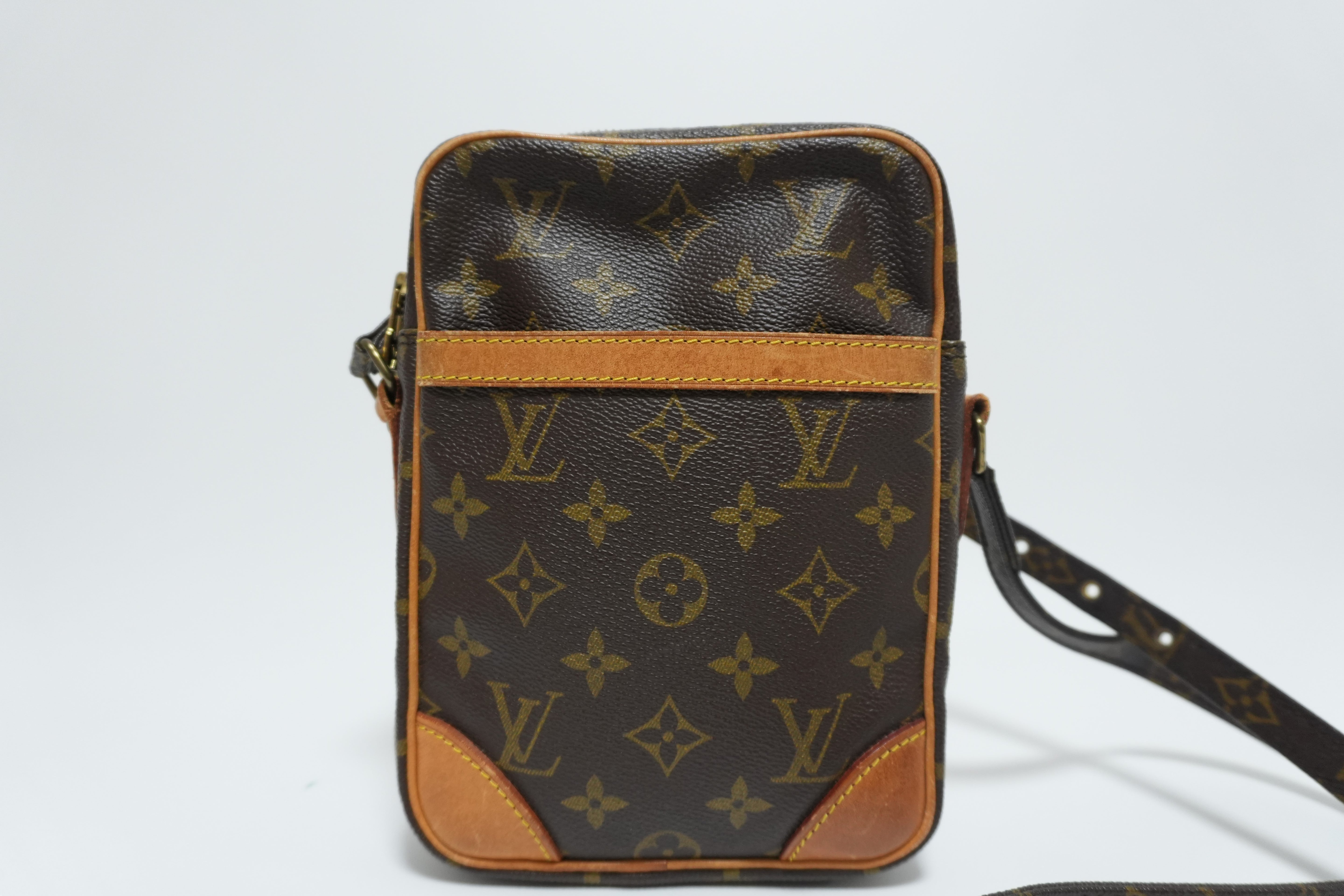 Louis Vuitton Monogram Danube Crossbody Used