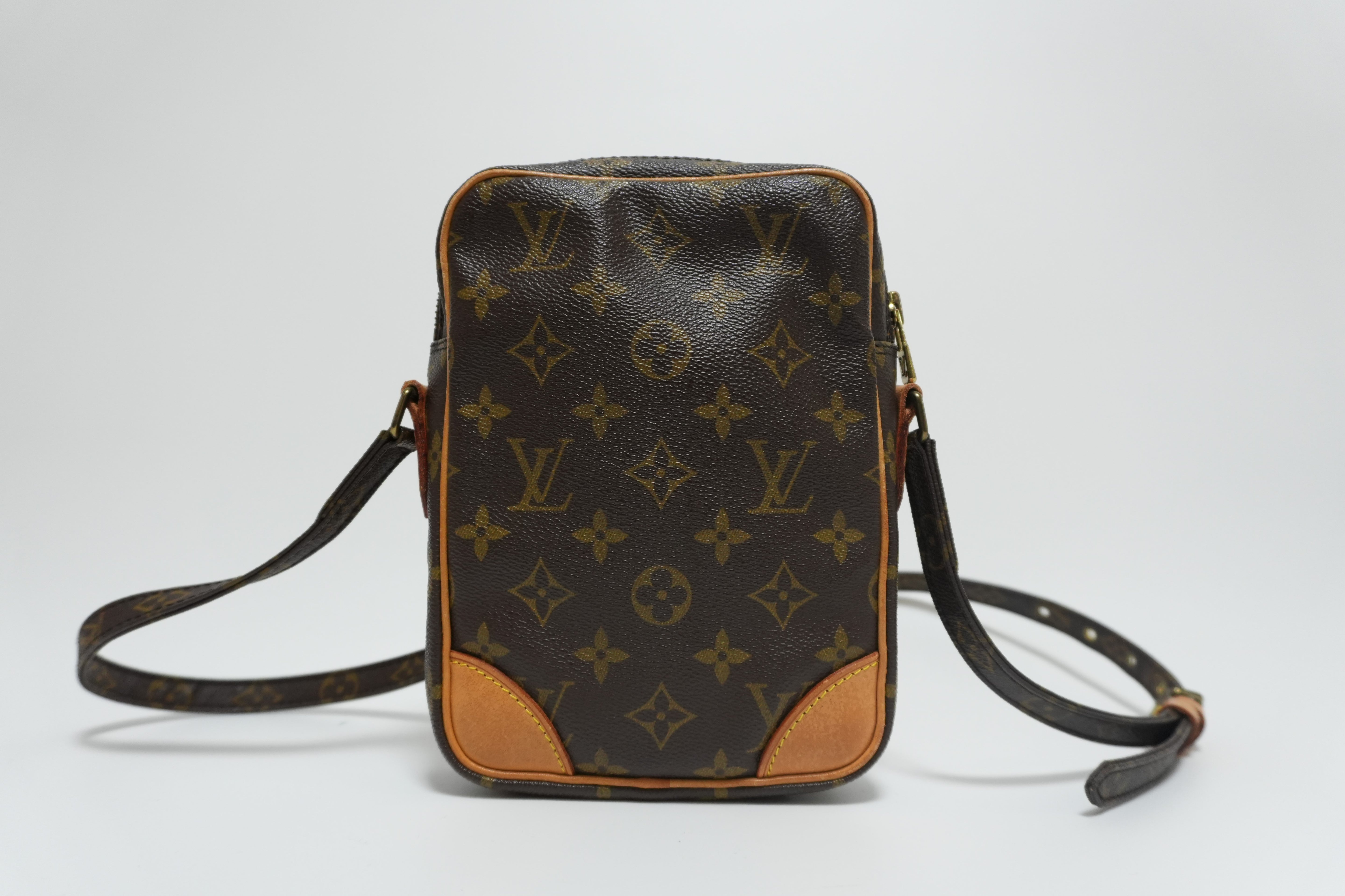 Louis Vuitton Monogram Danube Crossbody Used