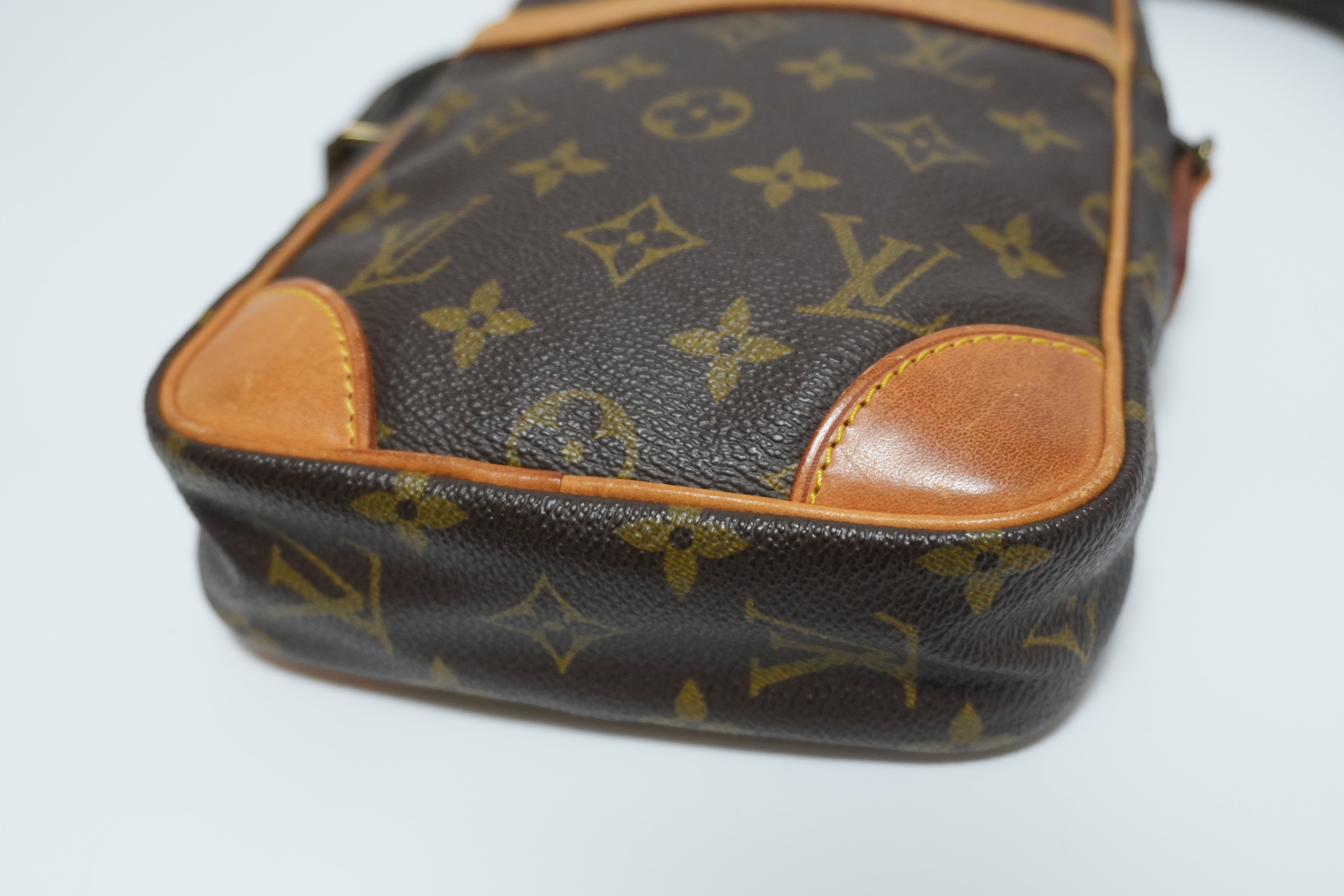 Louis Vuitton Monogram Danube Crossbody Used