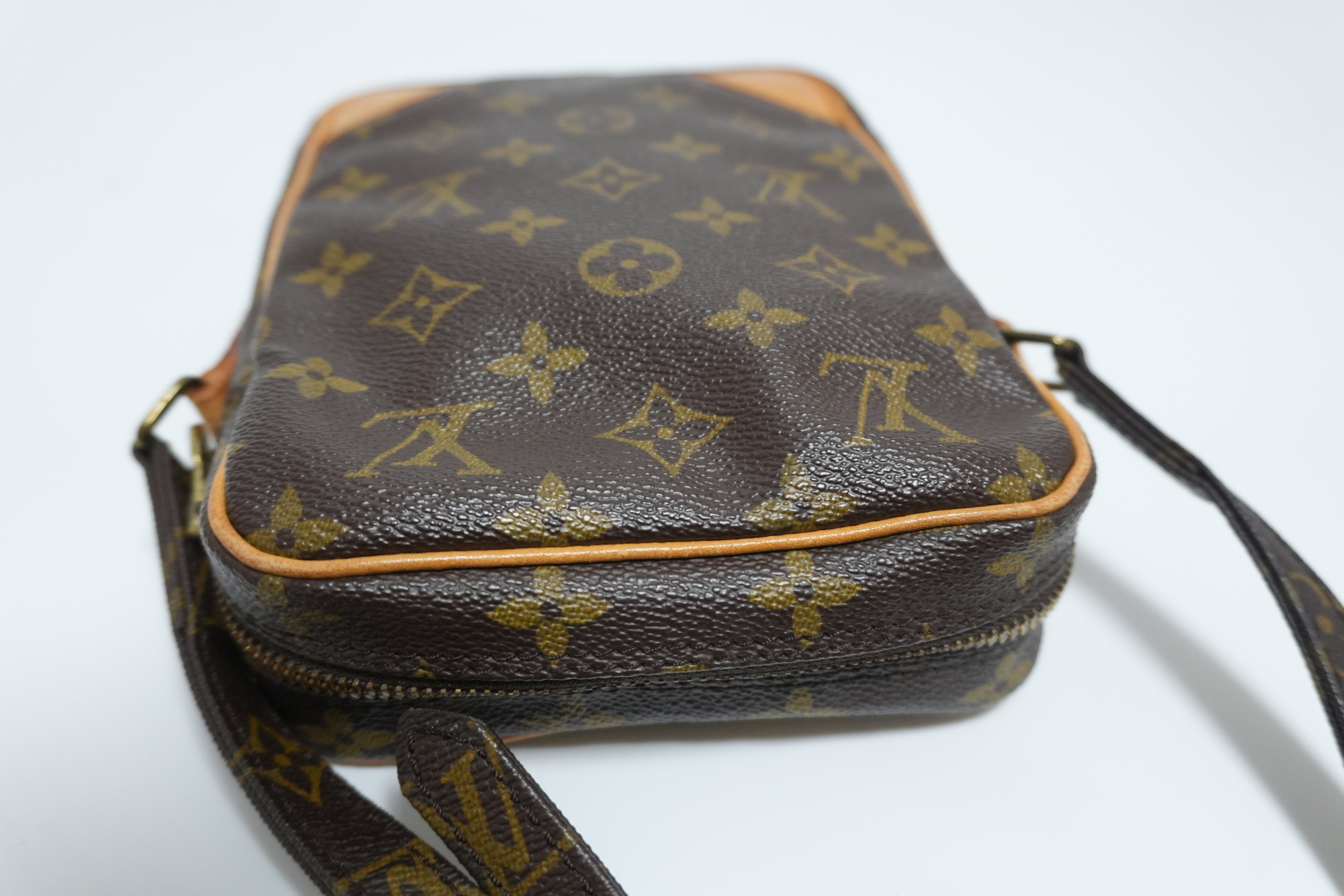 Louis Vuitton Monogram Danube Crossbody Used