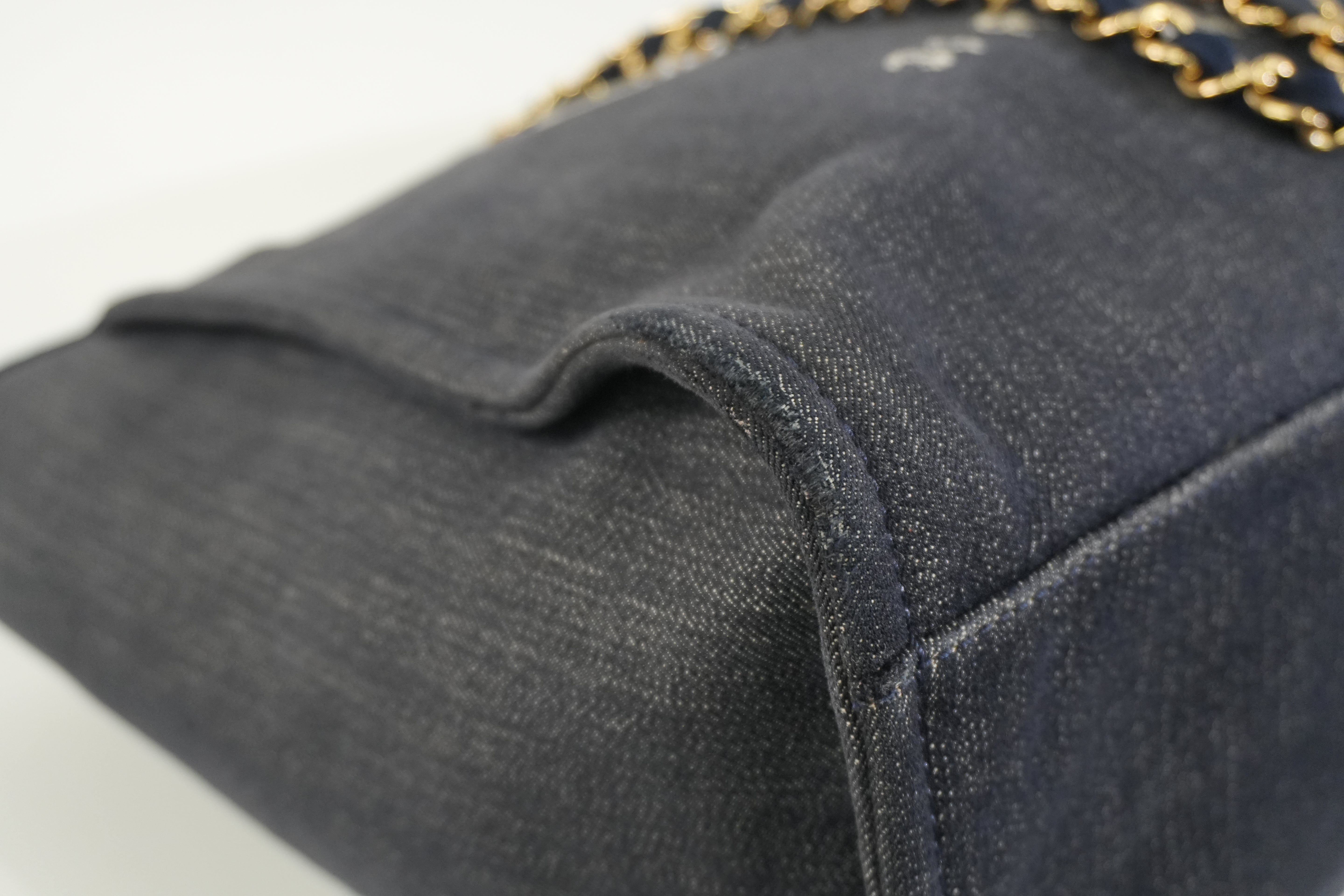 Pre-owned Chanel Deauville Tote Bag Blue Denim