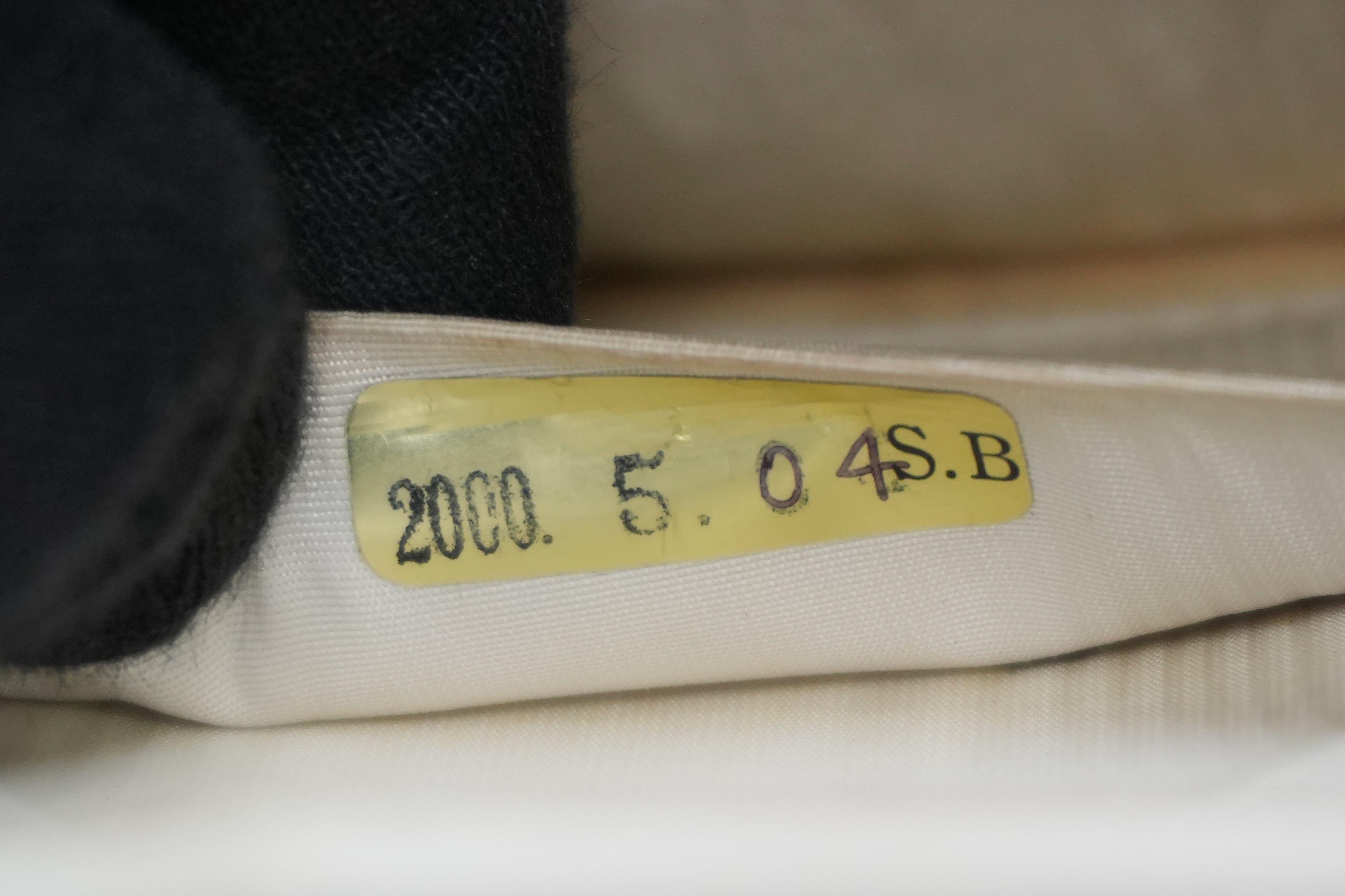 Pre-owned Chanel Caviar Skin Card Case White