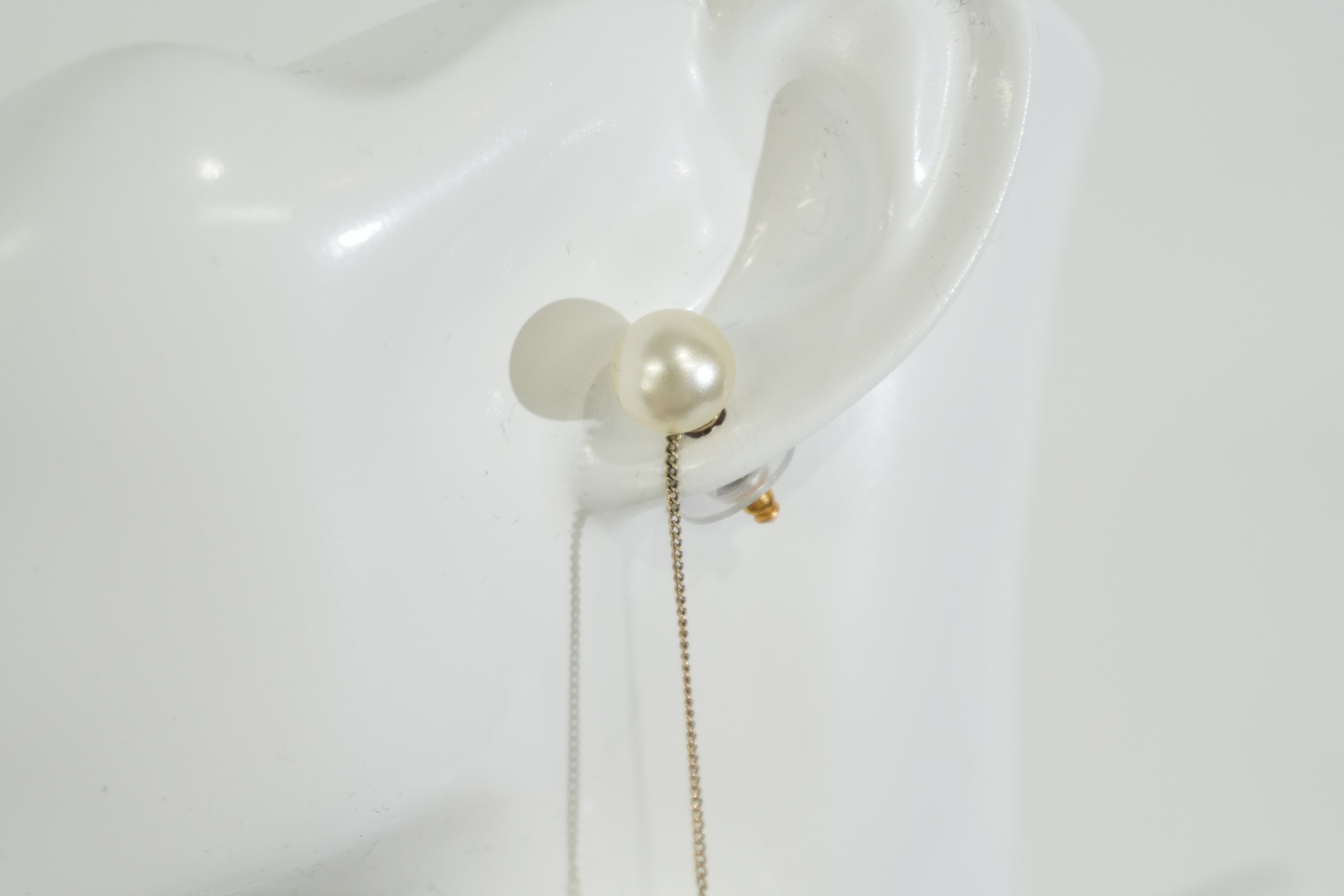 Pre-owned Chanel Pearl Earrings