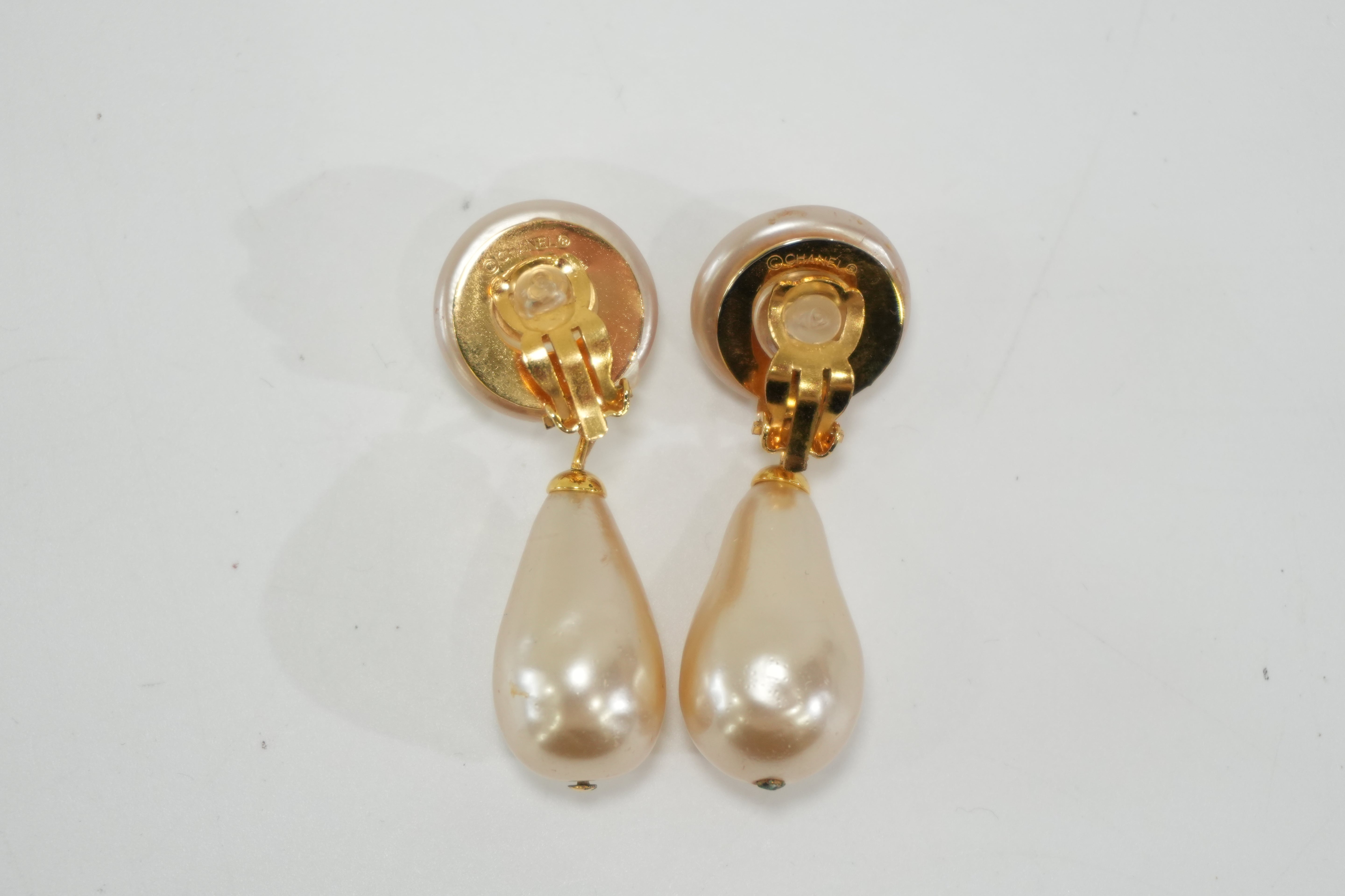 Pre-owned Chanel Pearl Clip on Earrings
