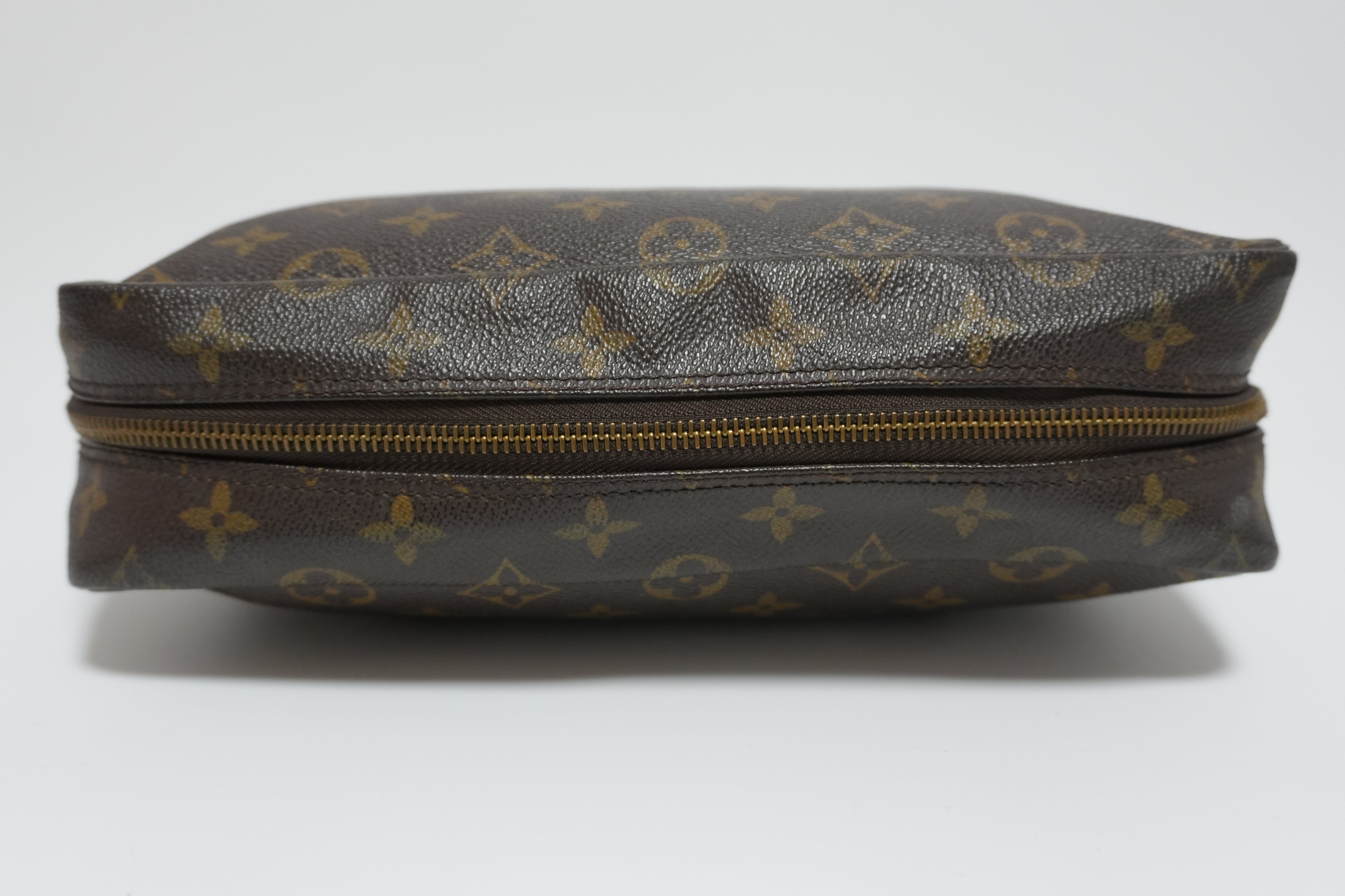 Louis Vuitton Monogram Trousse 28 Clutch Used