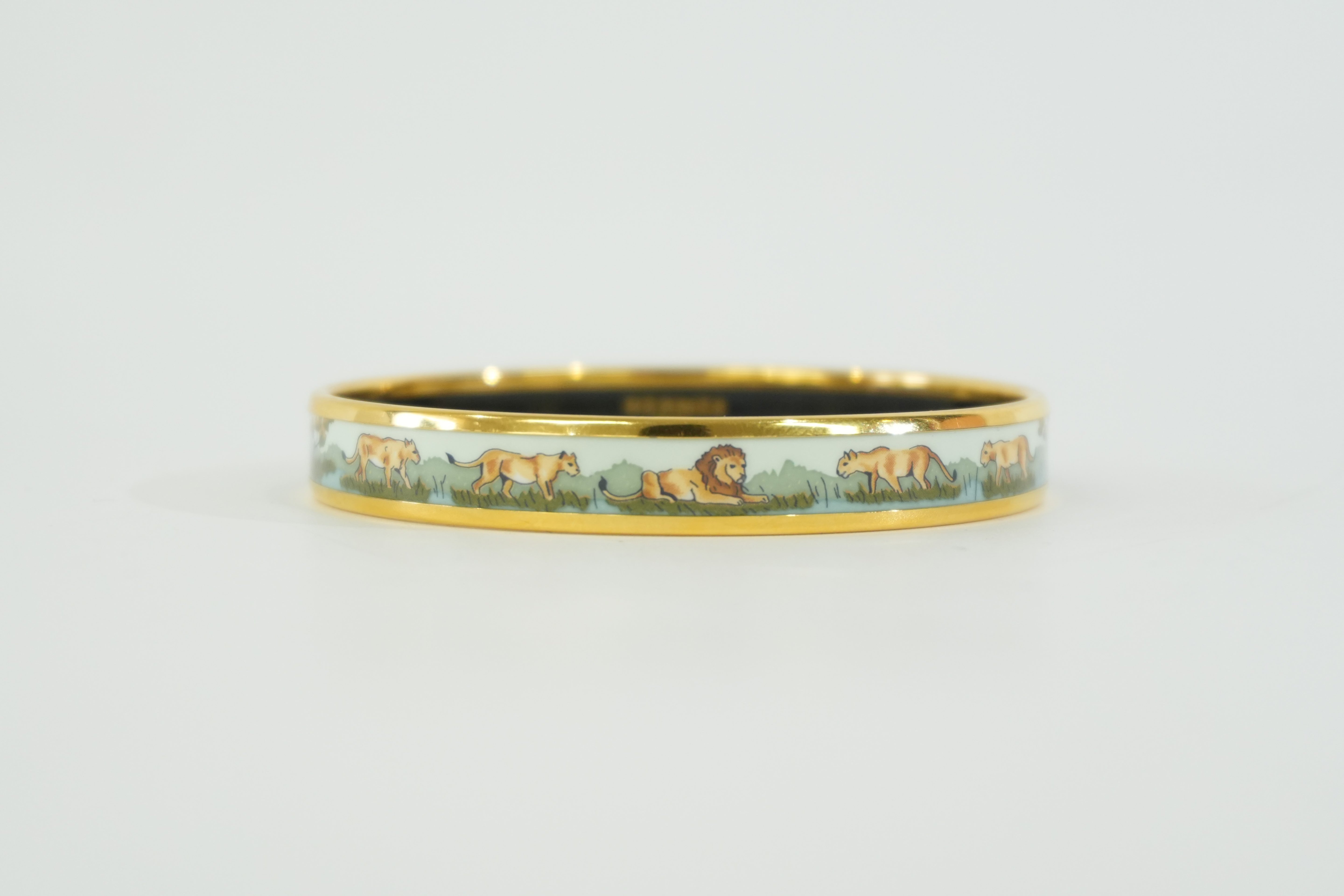 Pre-owned Hermes Bangle Light Green