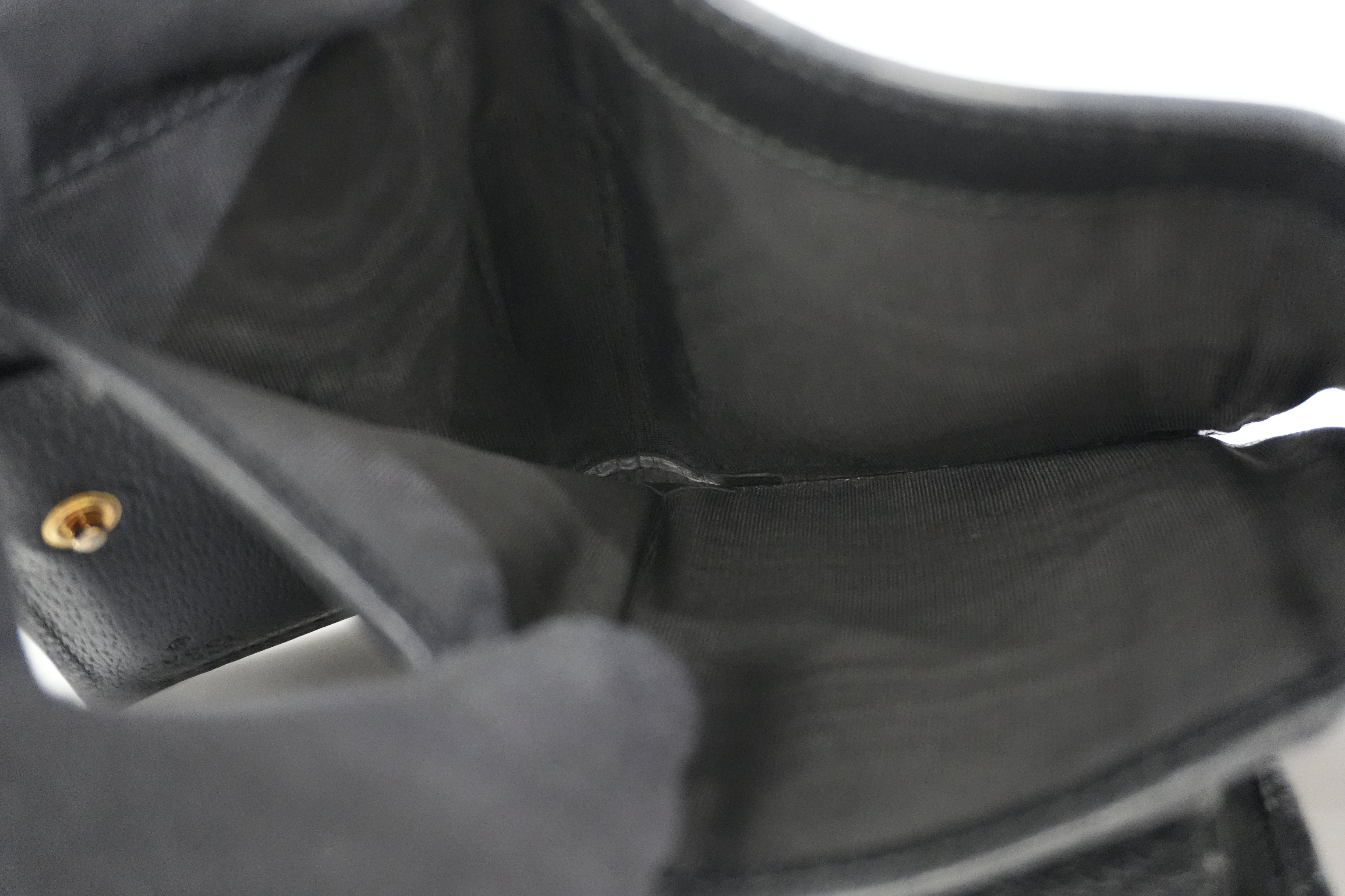 Pre-owned Gucci Trifold Wallet Black