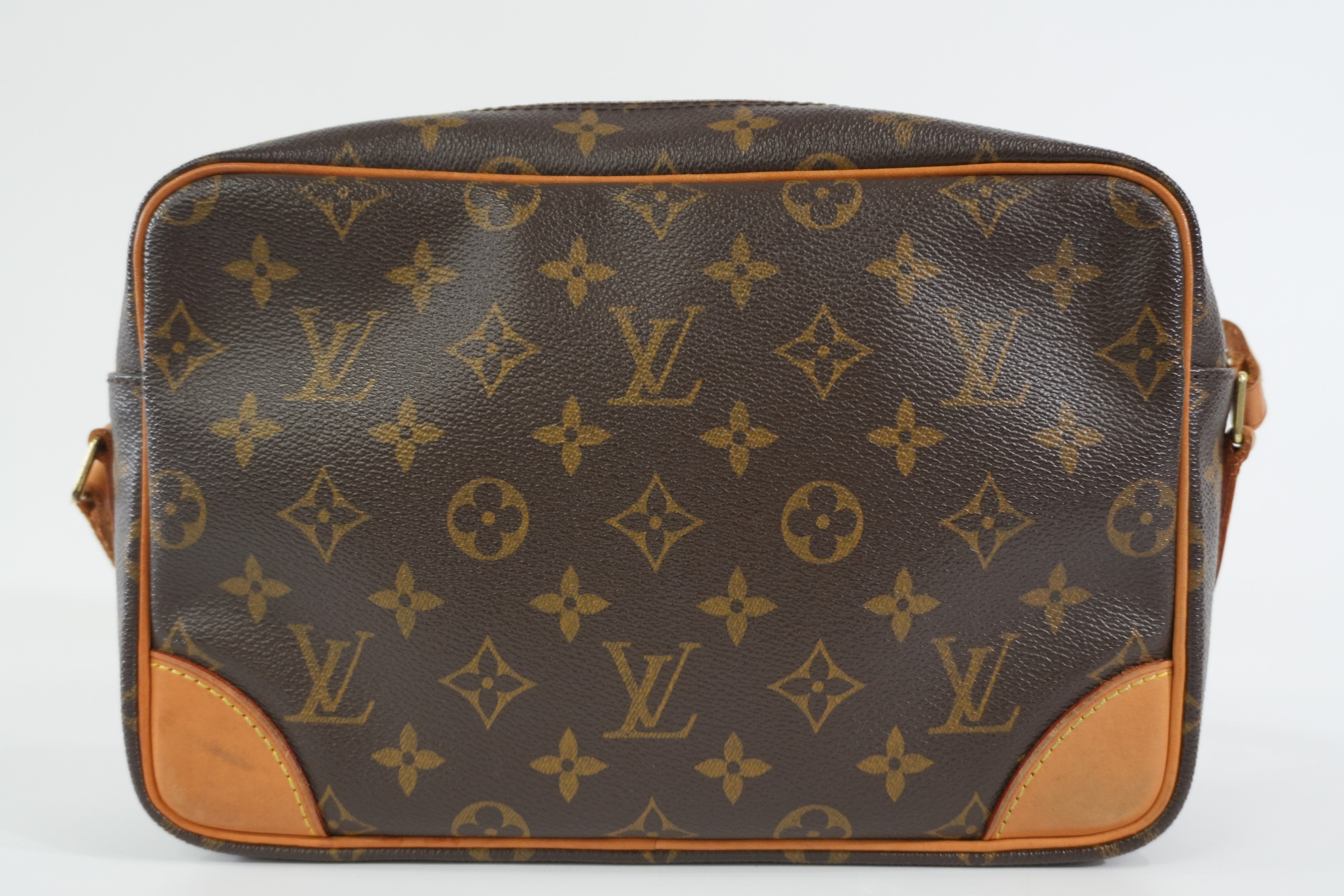 Pre-owned Louis Vuitton Monogram Trocadero Shoulder Bag