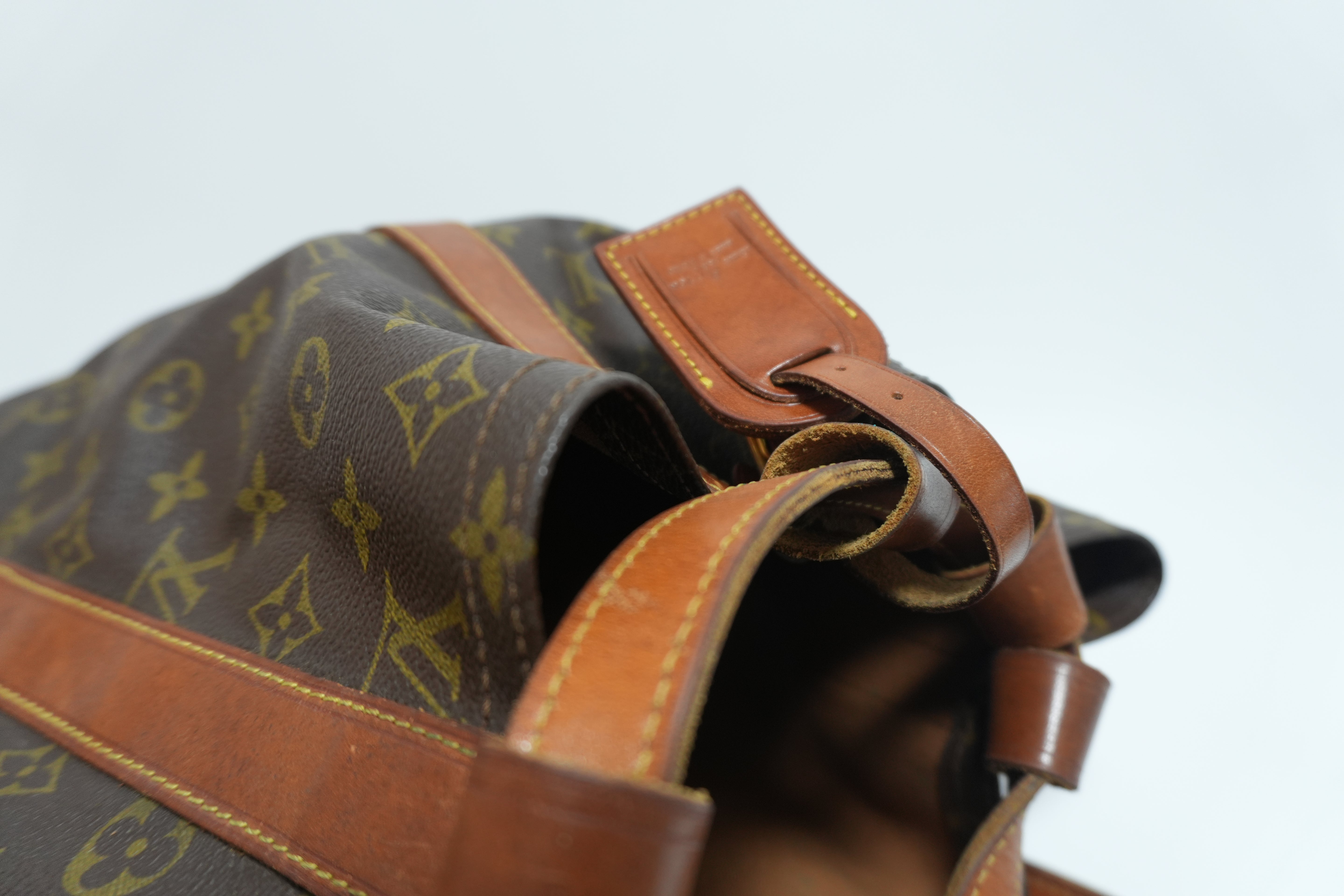 Louis Vuitton Monogram Randonee GM Shoulder Bag Used