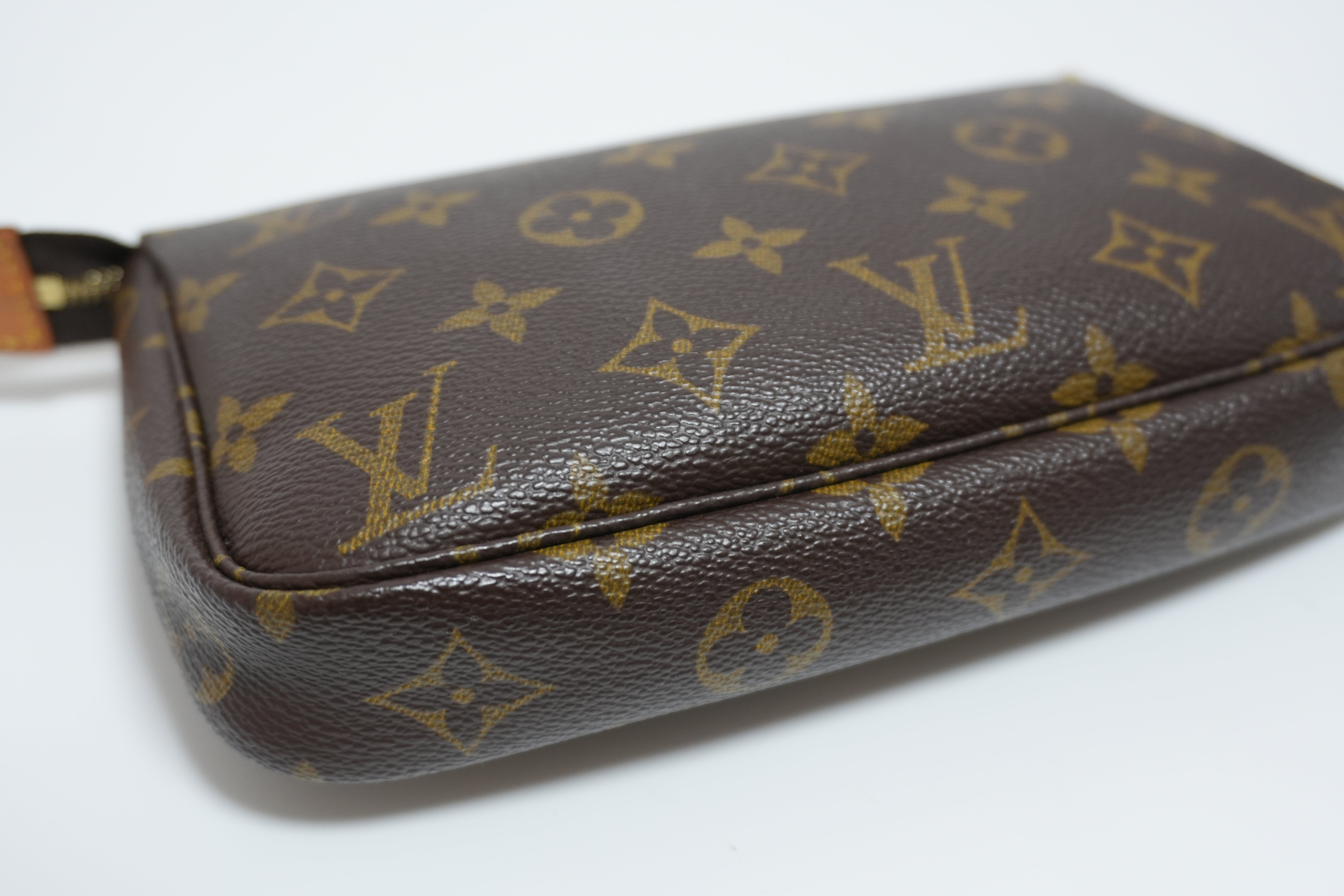 Louis Vuitton Monogram Pochette Accessories Used