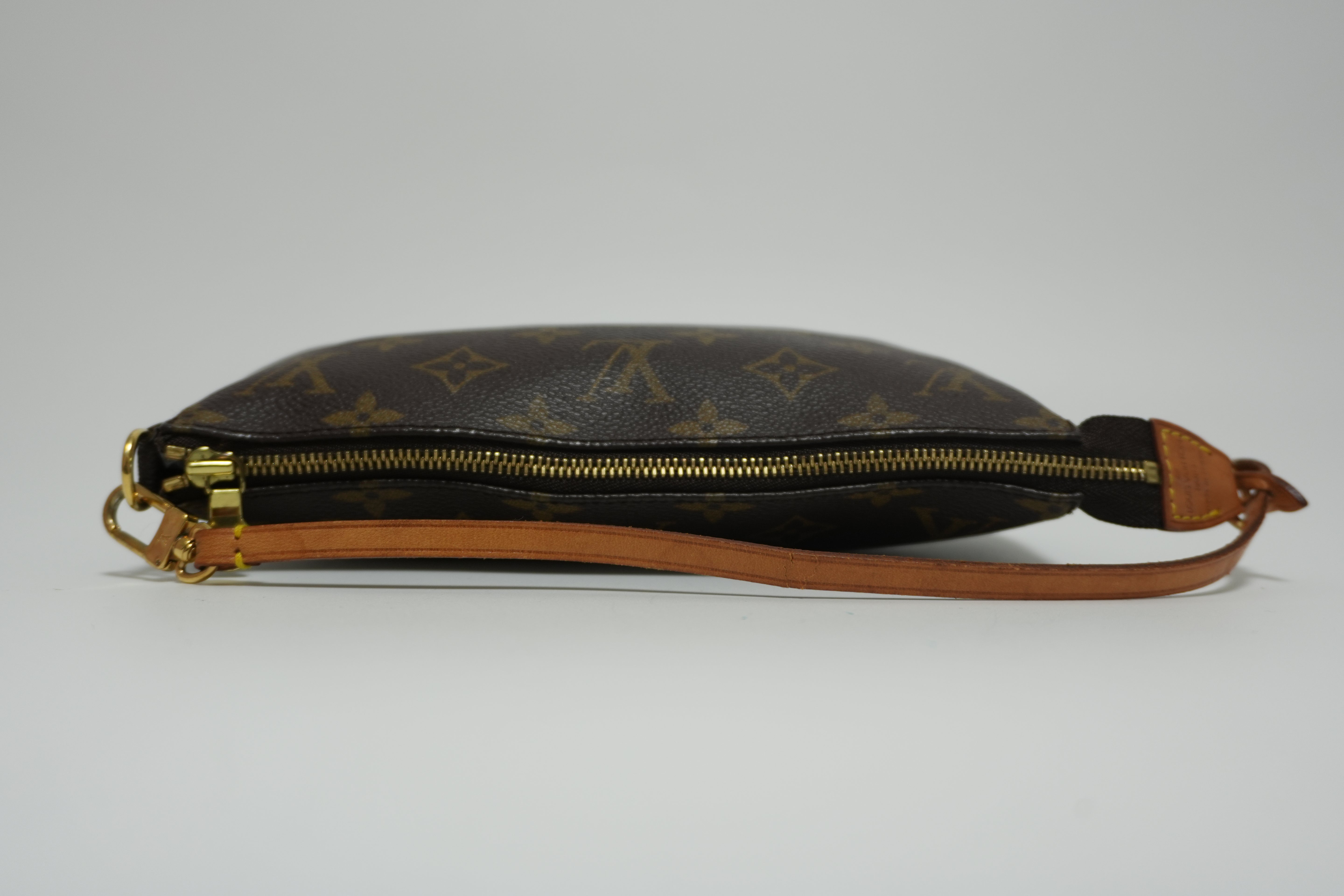 Louis Vuitton Monogram Pochette Accessories Used