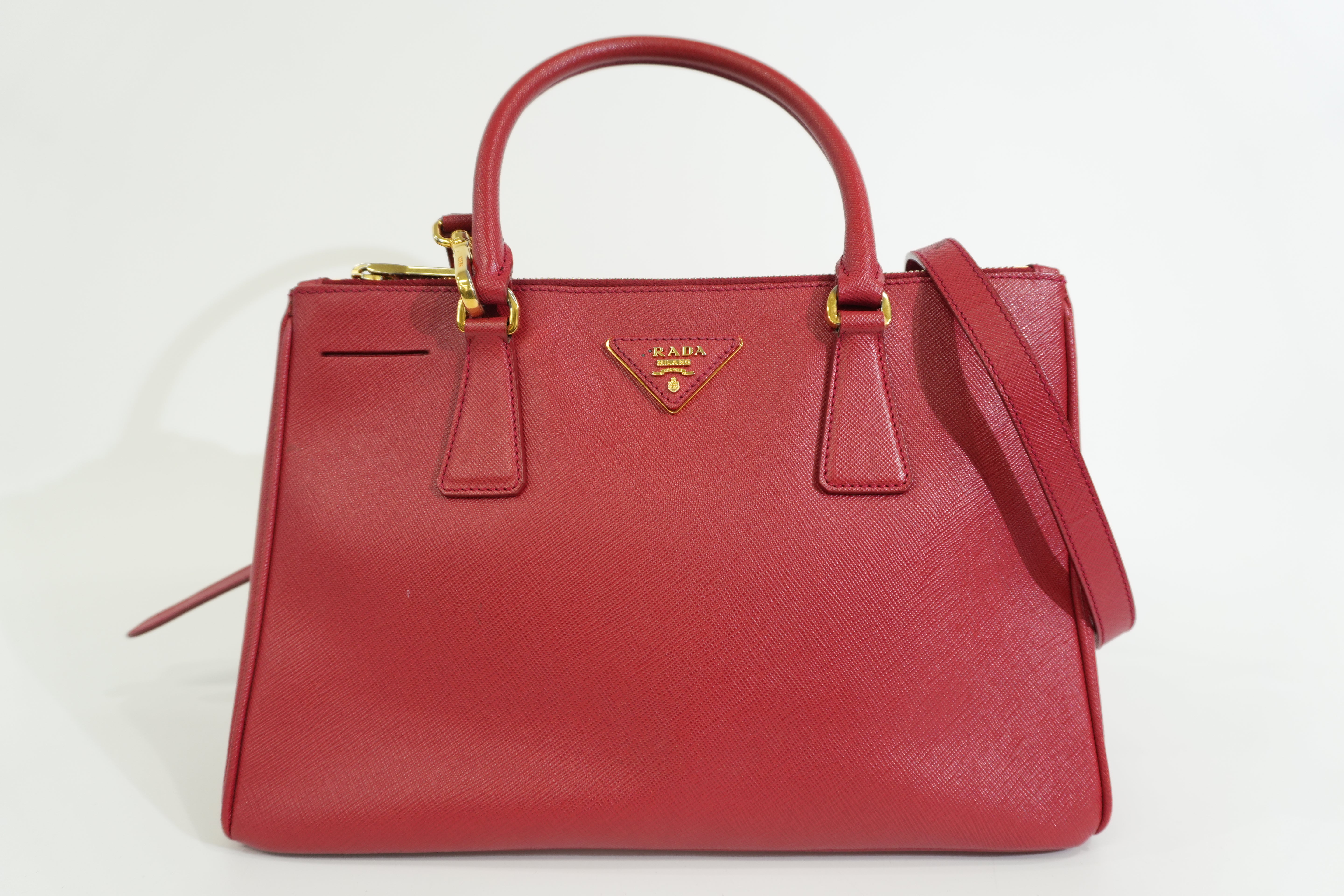 Pre-owned Prada Saffiano Lux Two Way Shoulder Bag Red