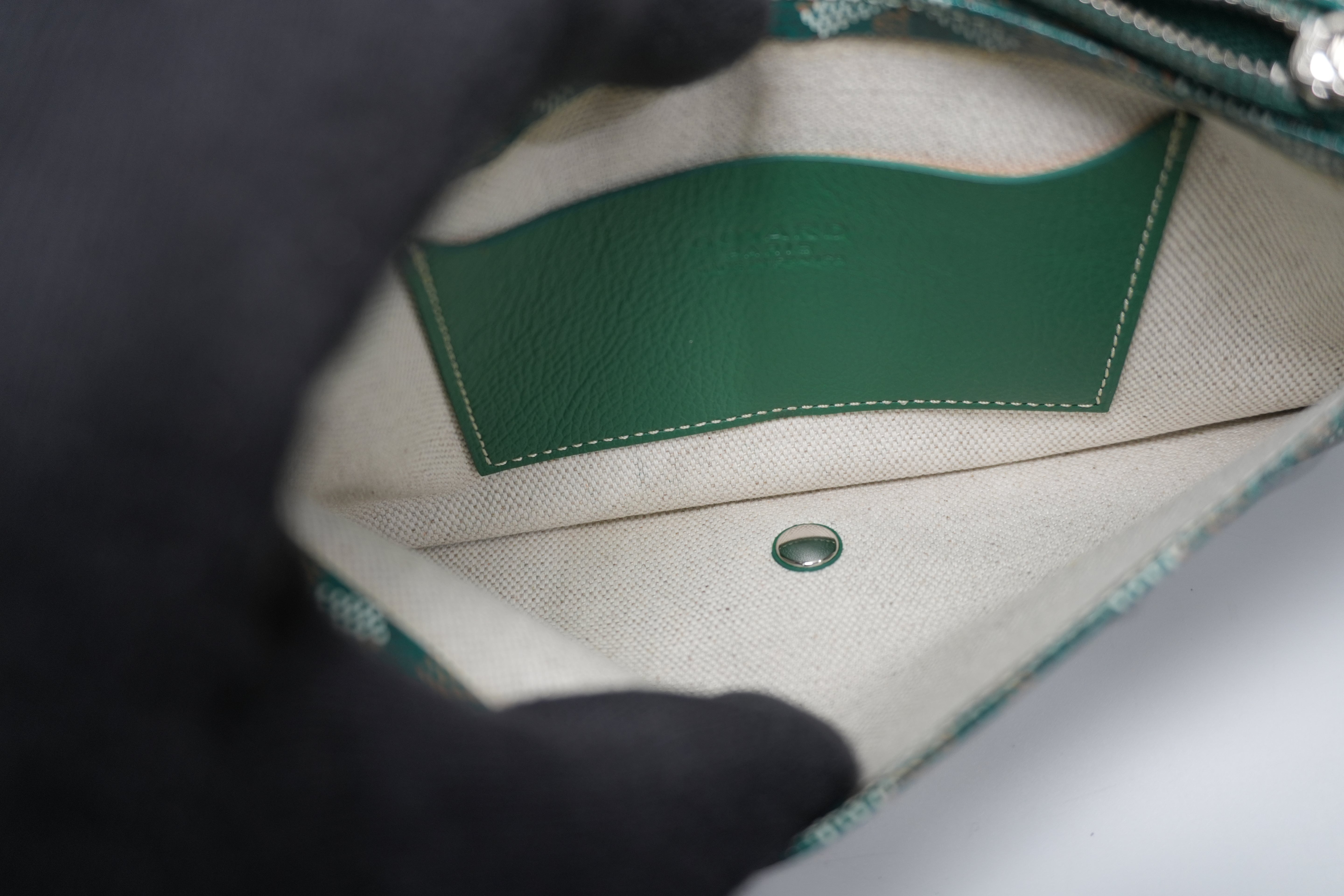 Pre-owned Goyard Plumet Pocket Wallet Shoulder Bag Green