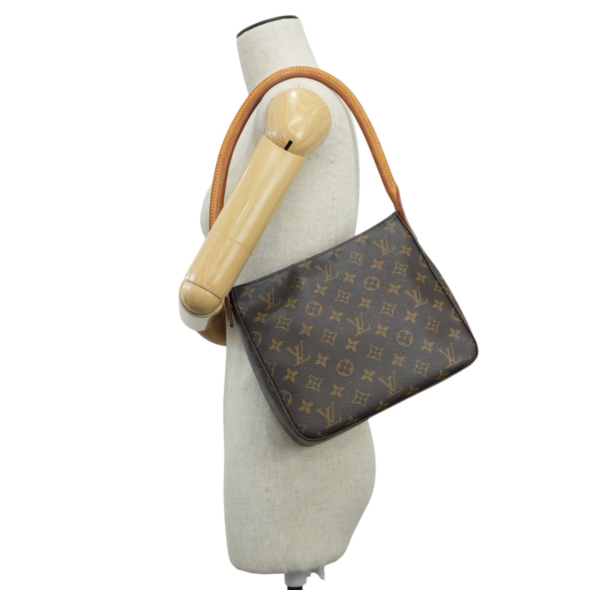 Louis Vuitton Monogram Looping MM Shoulder Bag Used