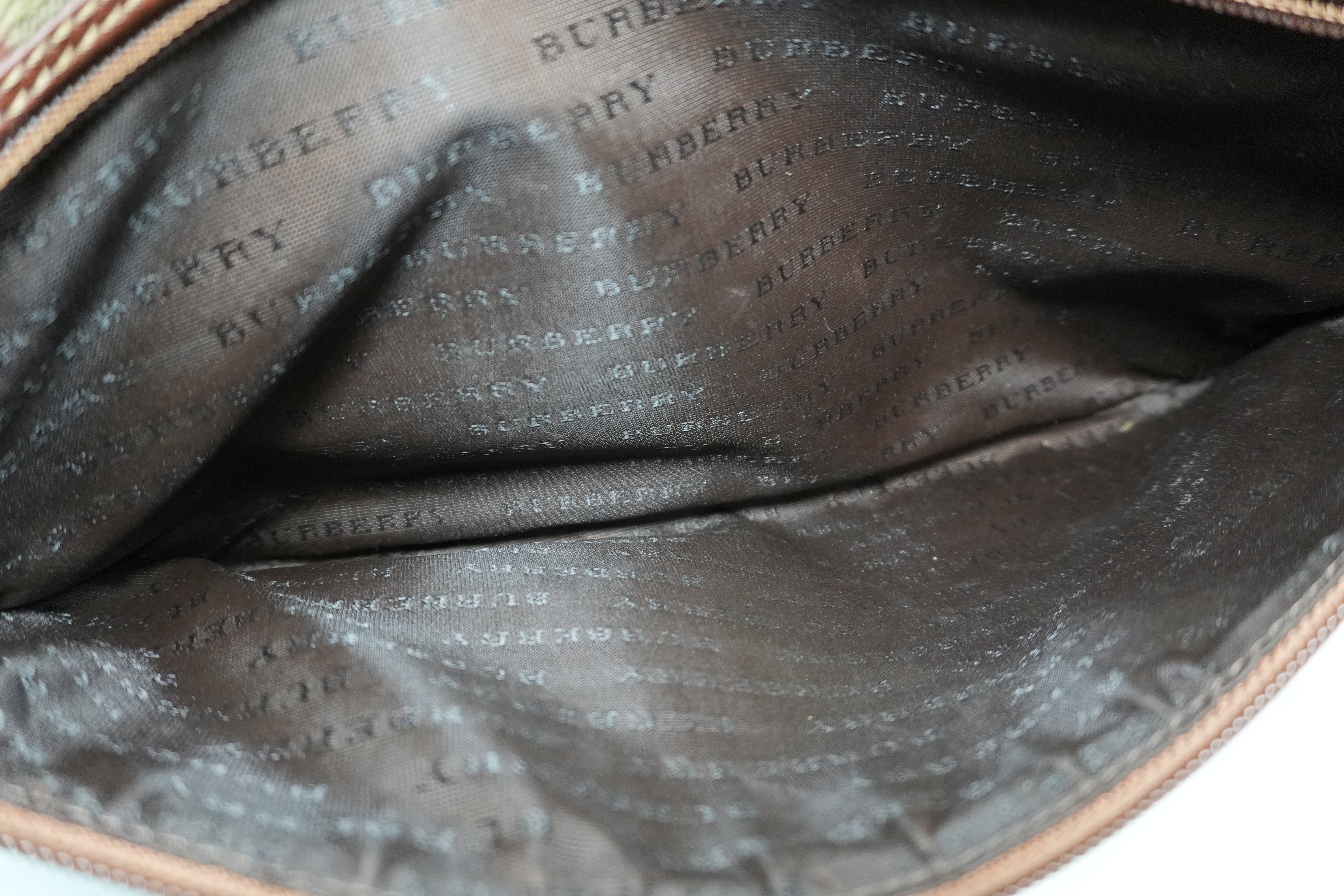 Pre-owned Burberry Nova Check Messenger Bag Beige and Brown