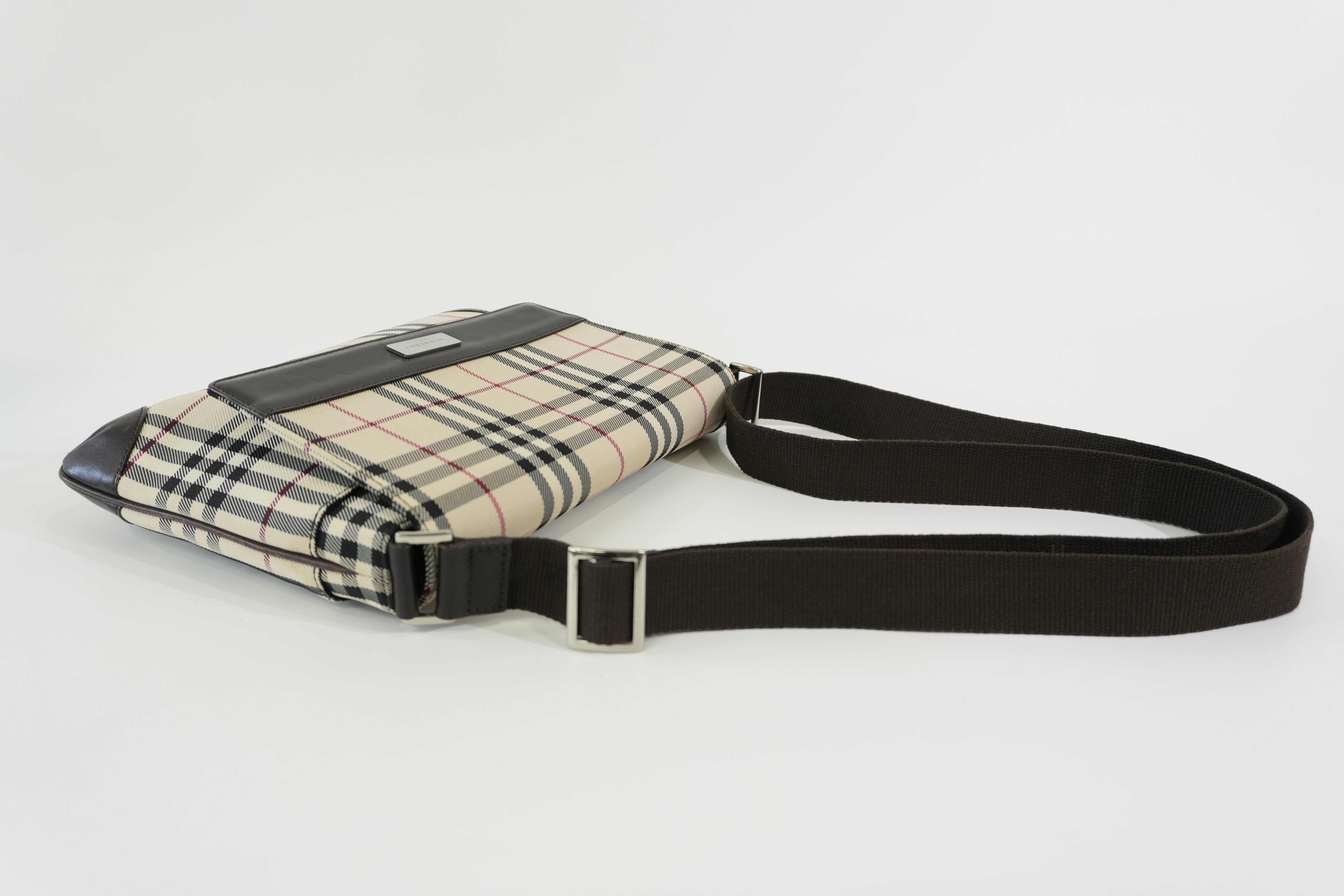 Pre-owned Burberry Nova Check Shoulder Bag Beige