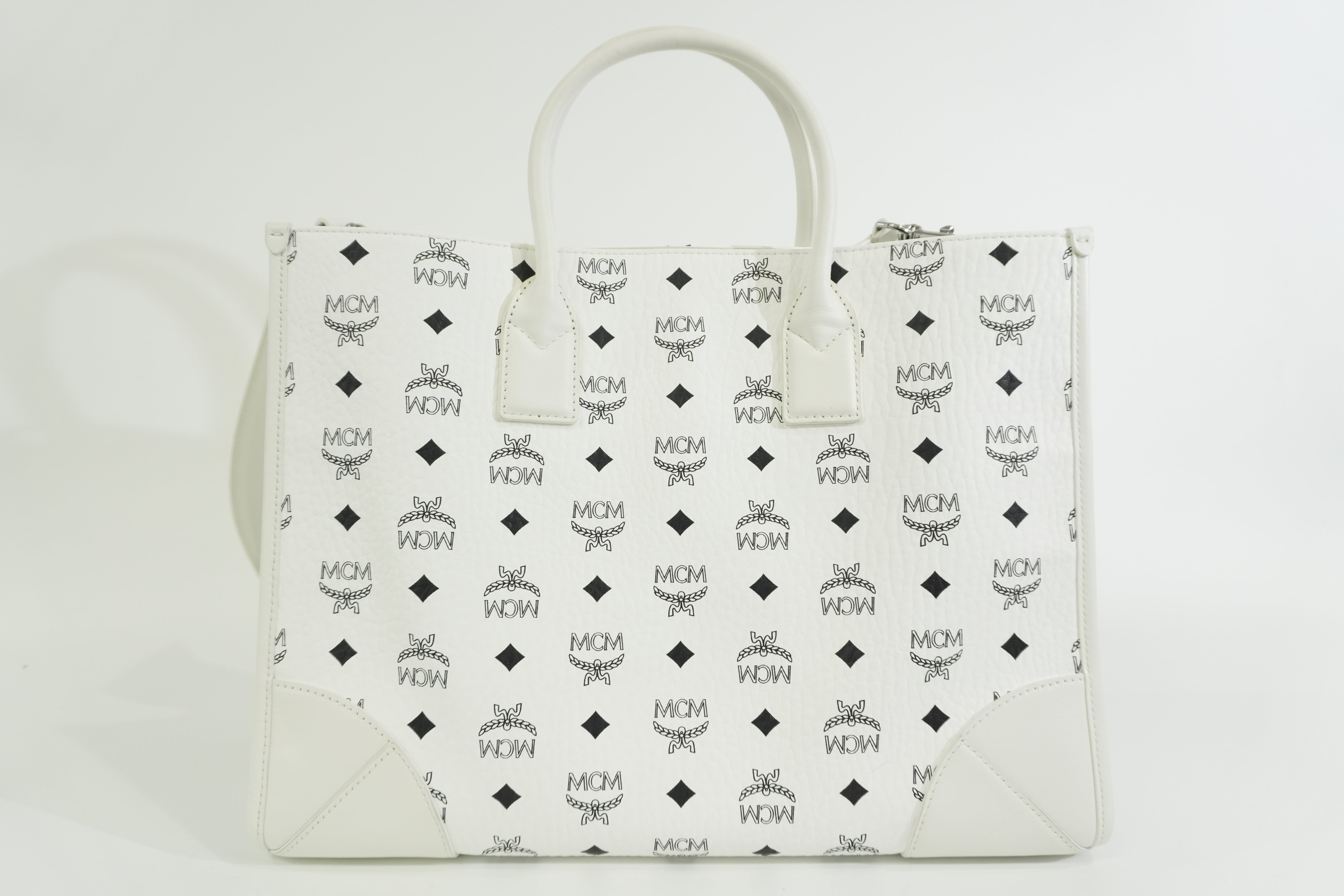 Pre-owned MCM Two Way Shoulder Bag White