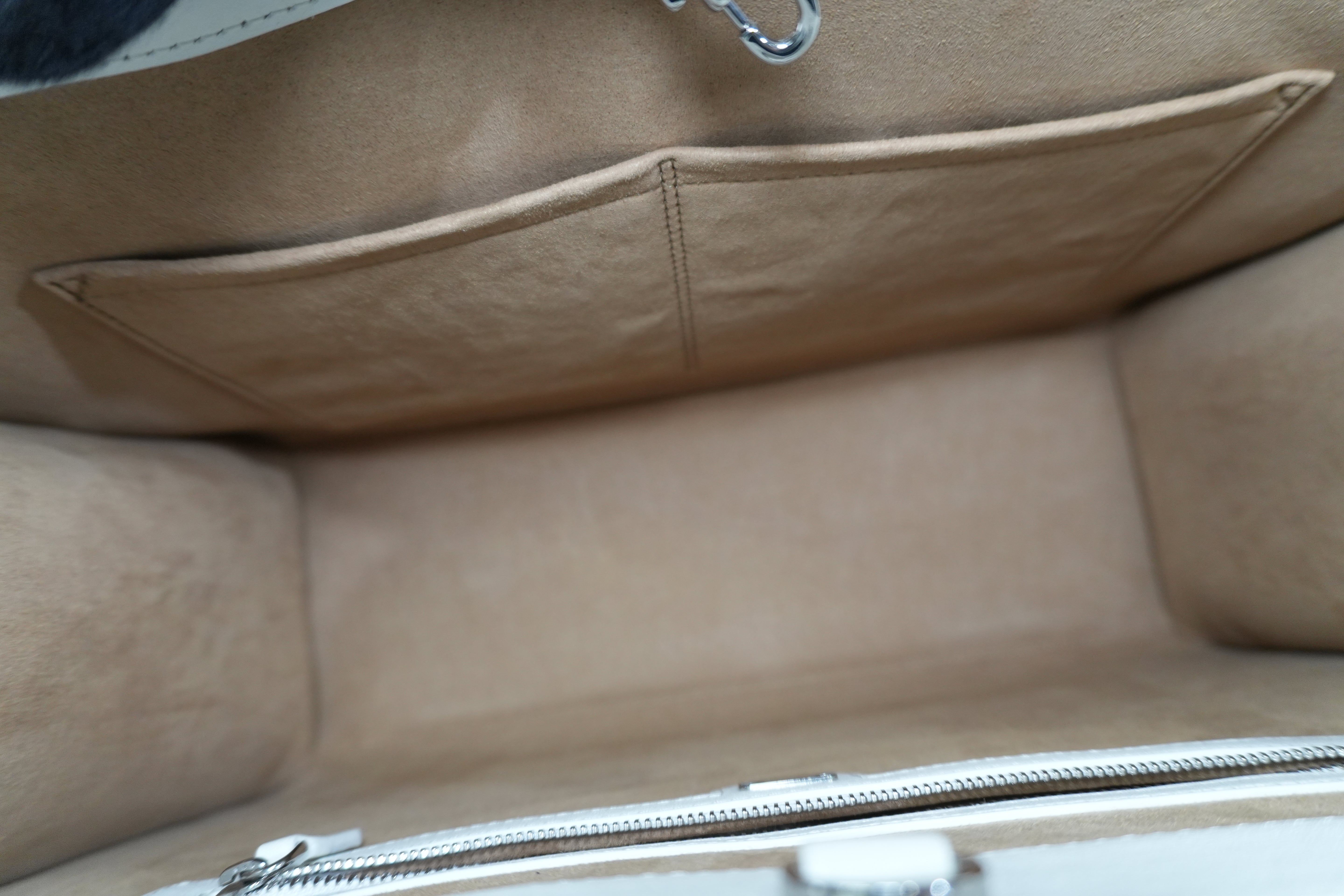 Pre-owned MCM Two Way Shoulder Bag White