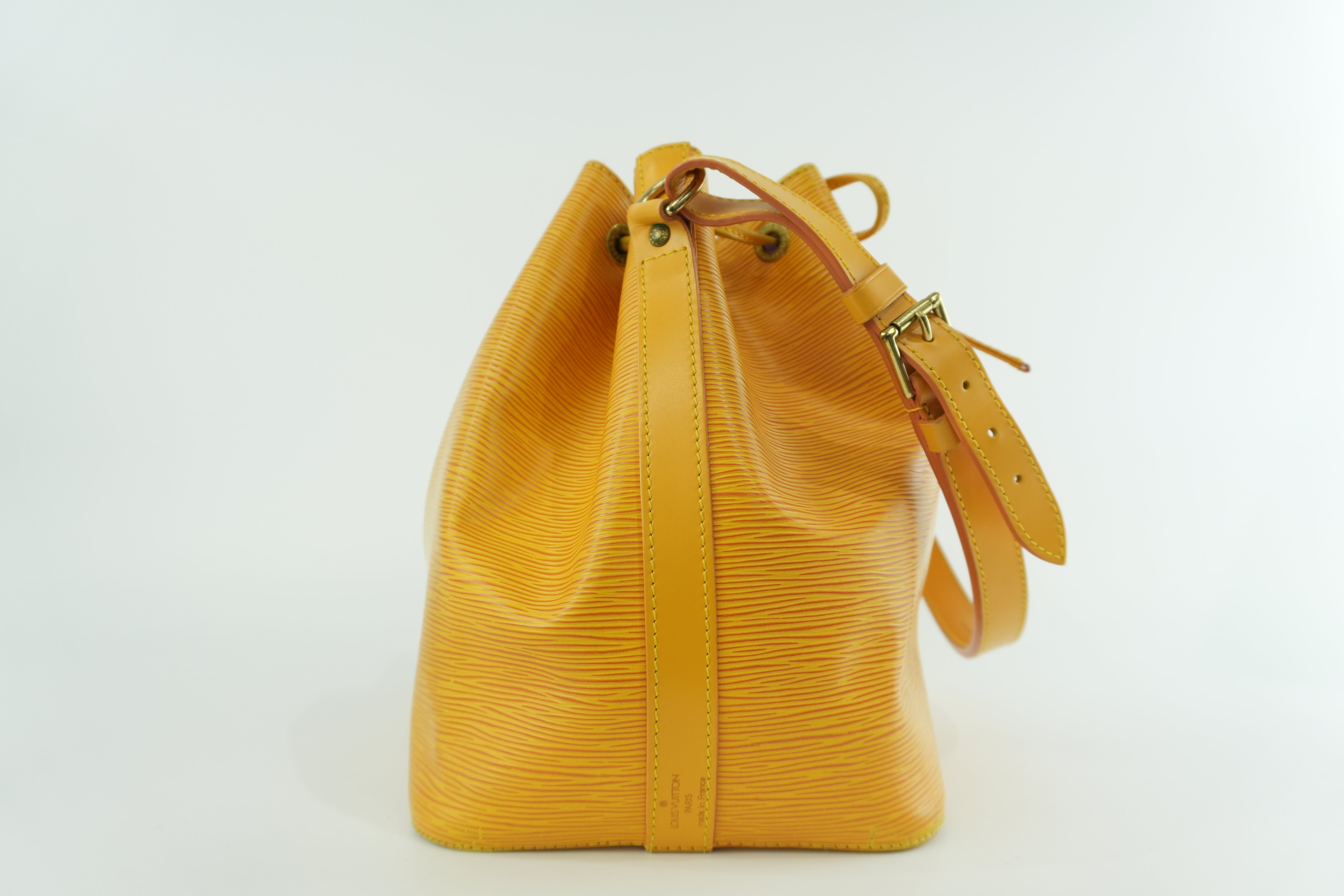 Louis Vuitton Noe PM Shoulder Bag Epi Yellow Used