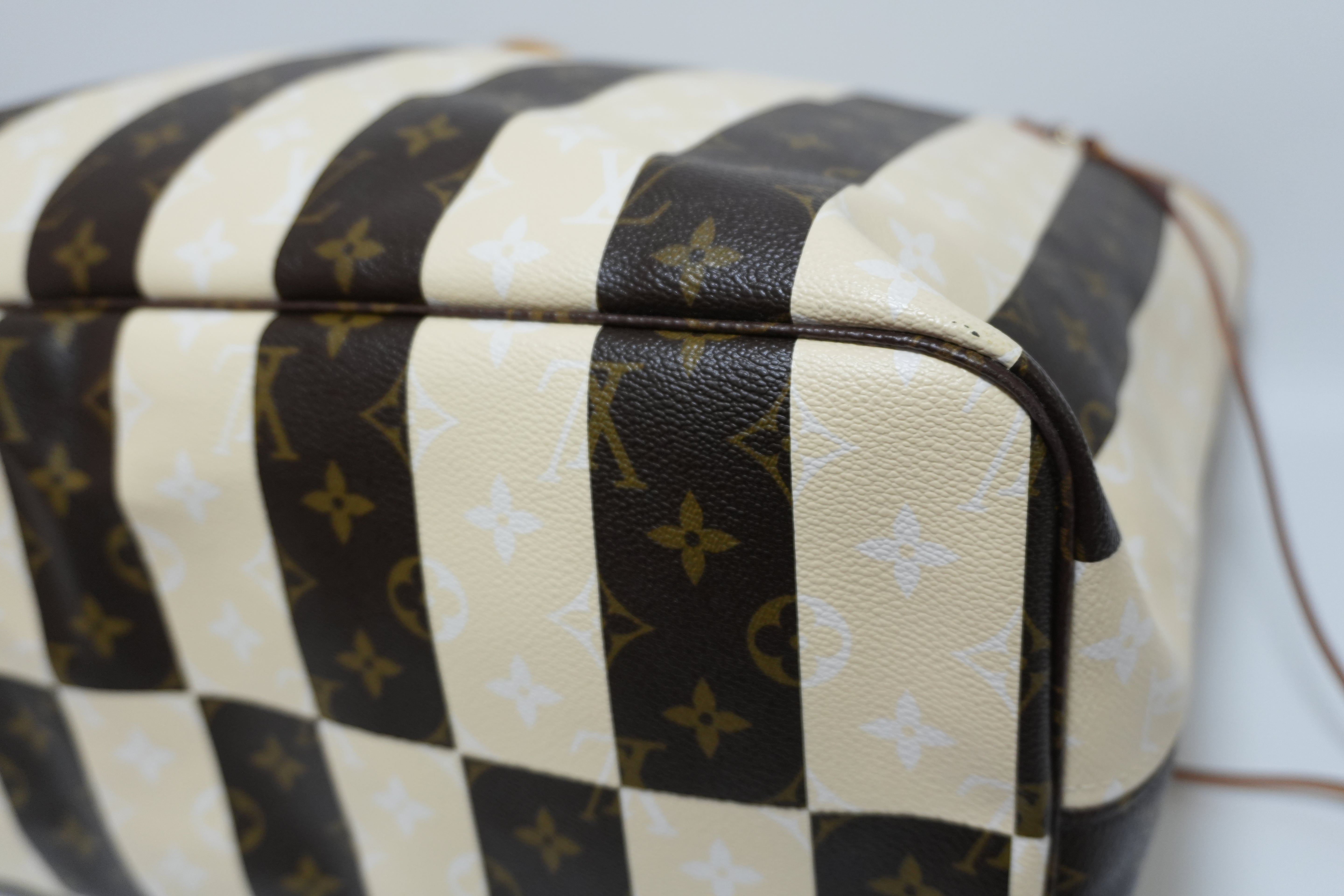 Louis Vuitton Limited Edition Rayures XL Neverfull Used