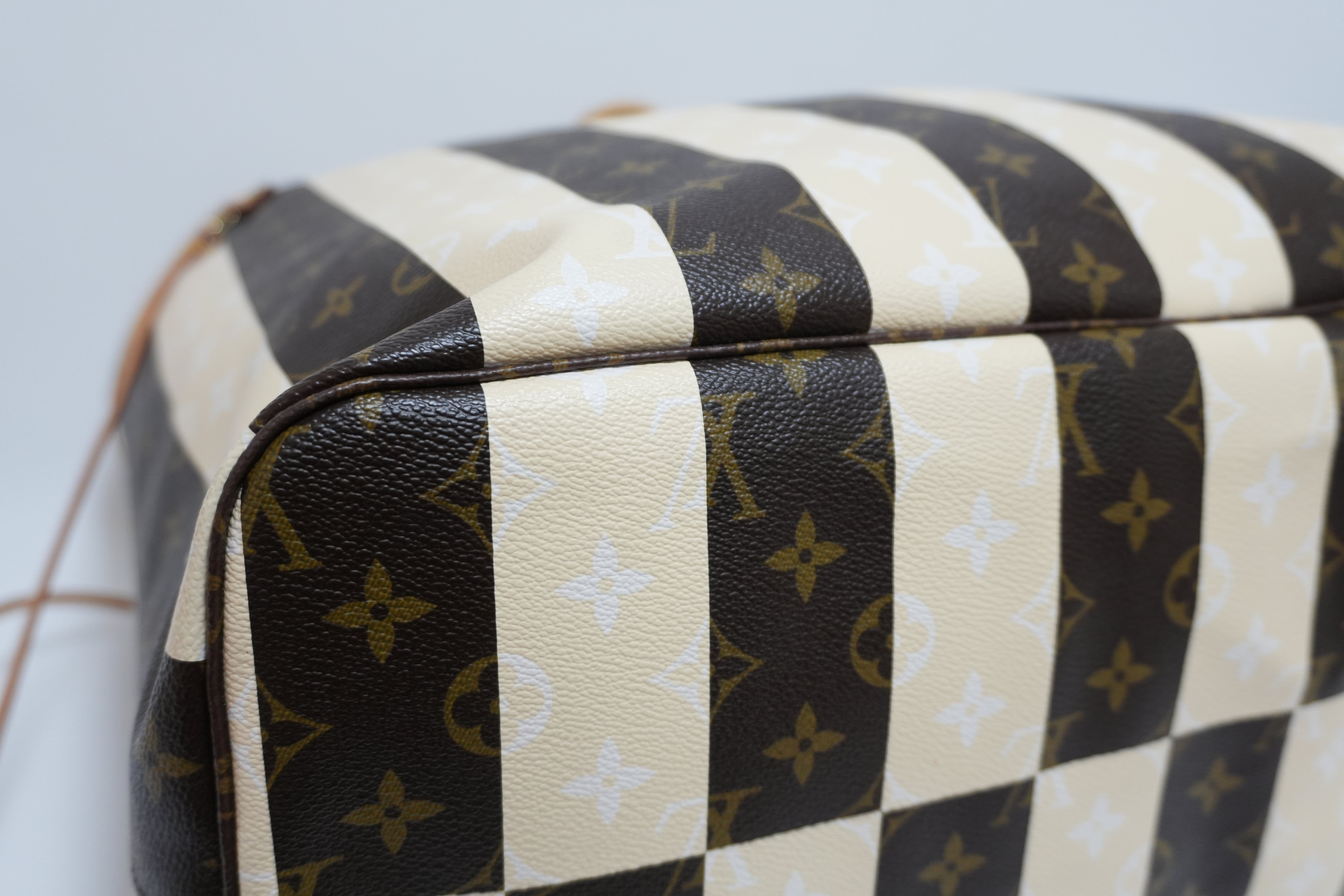 Louis Vuitton Limited Edition Rayures XL Neverfull Used