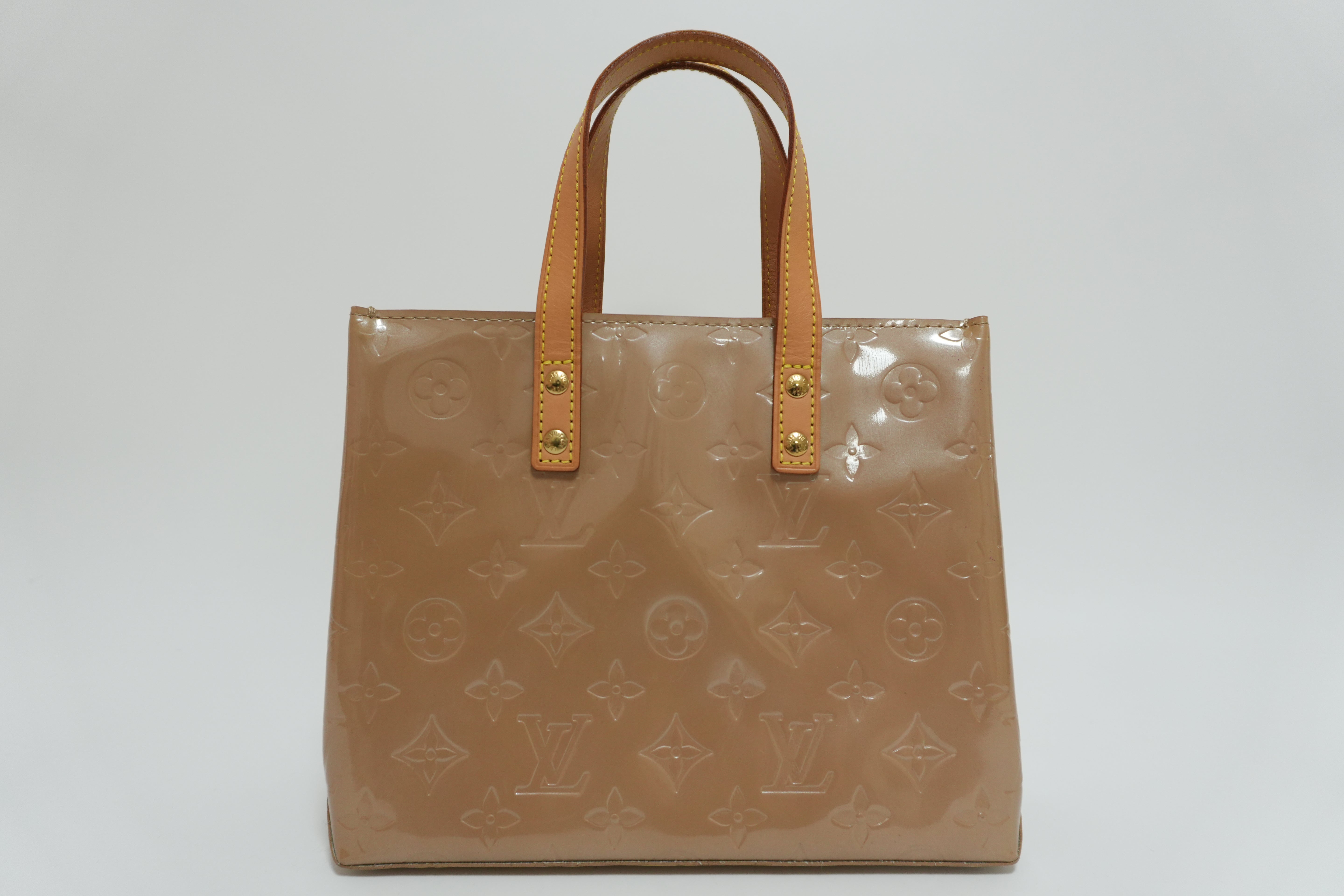 Louis Vuitton Vernis Reade PM Beige Used