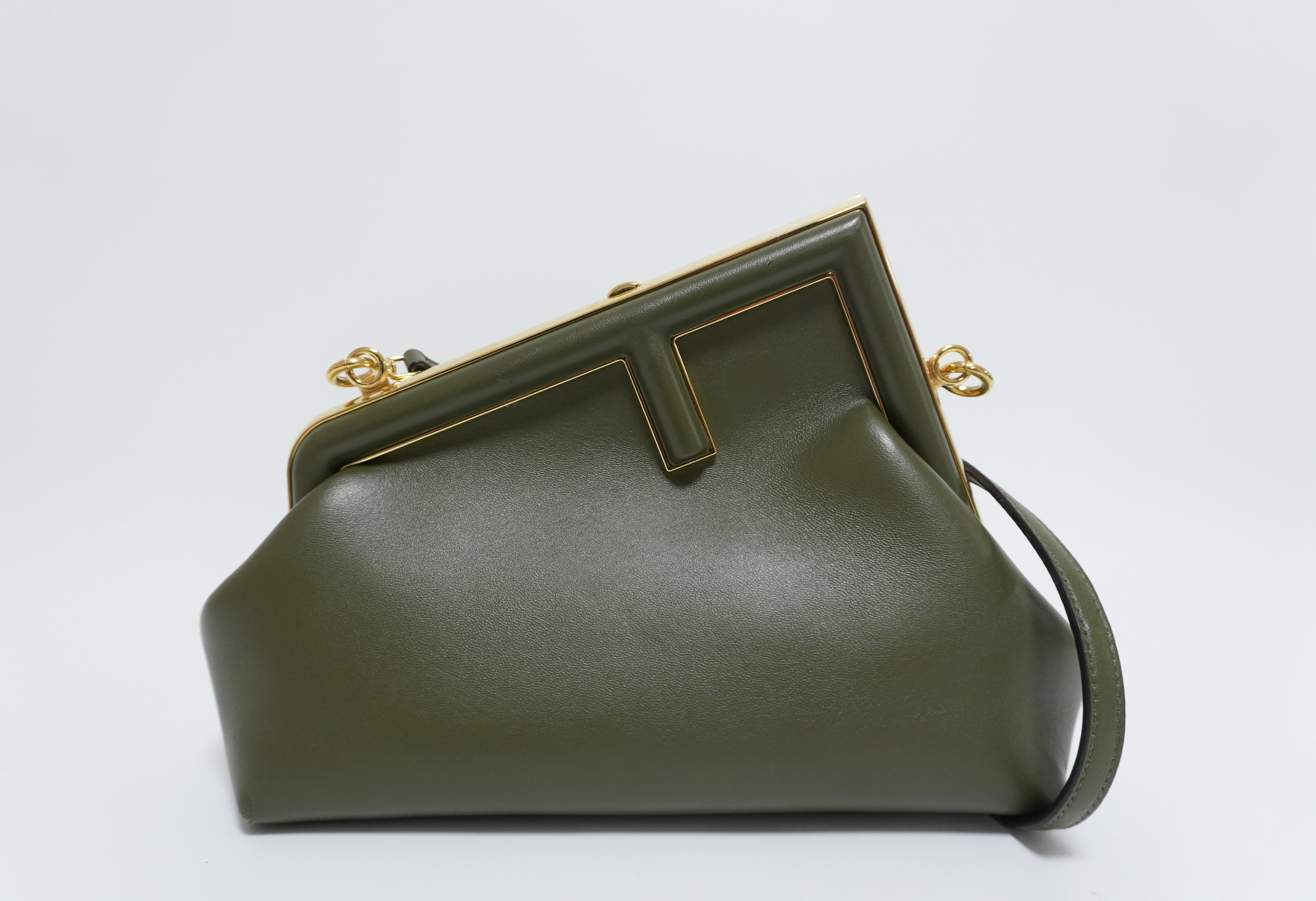 Fendi Leather First Clutch Shoulder Bag Green Used