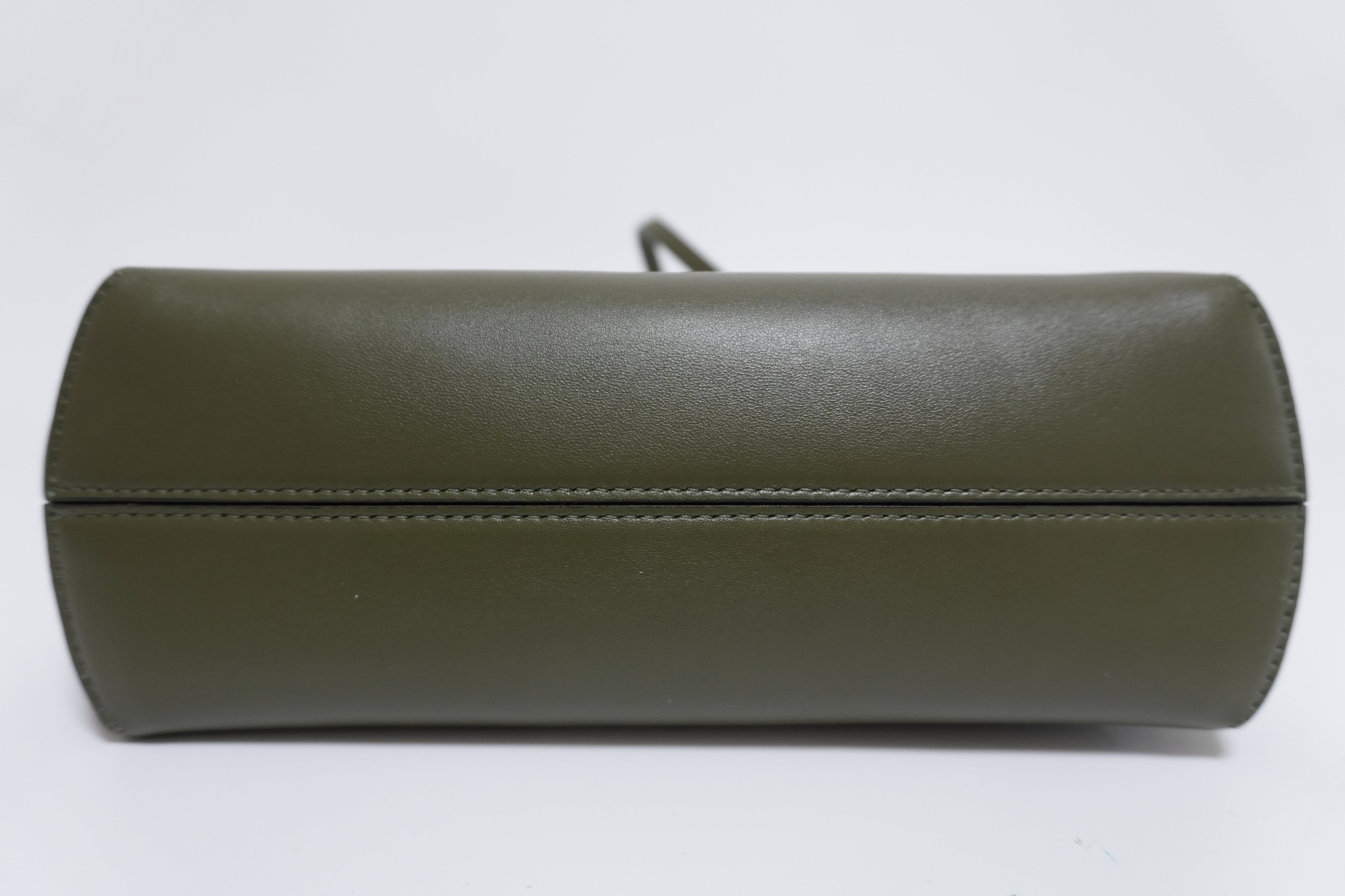 Fendi Leather First Clutch Shoulder Bag Green Used