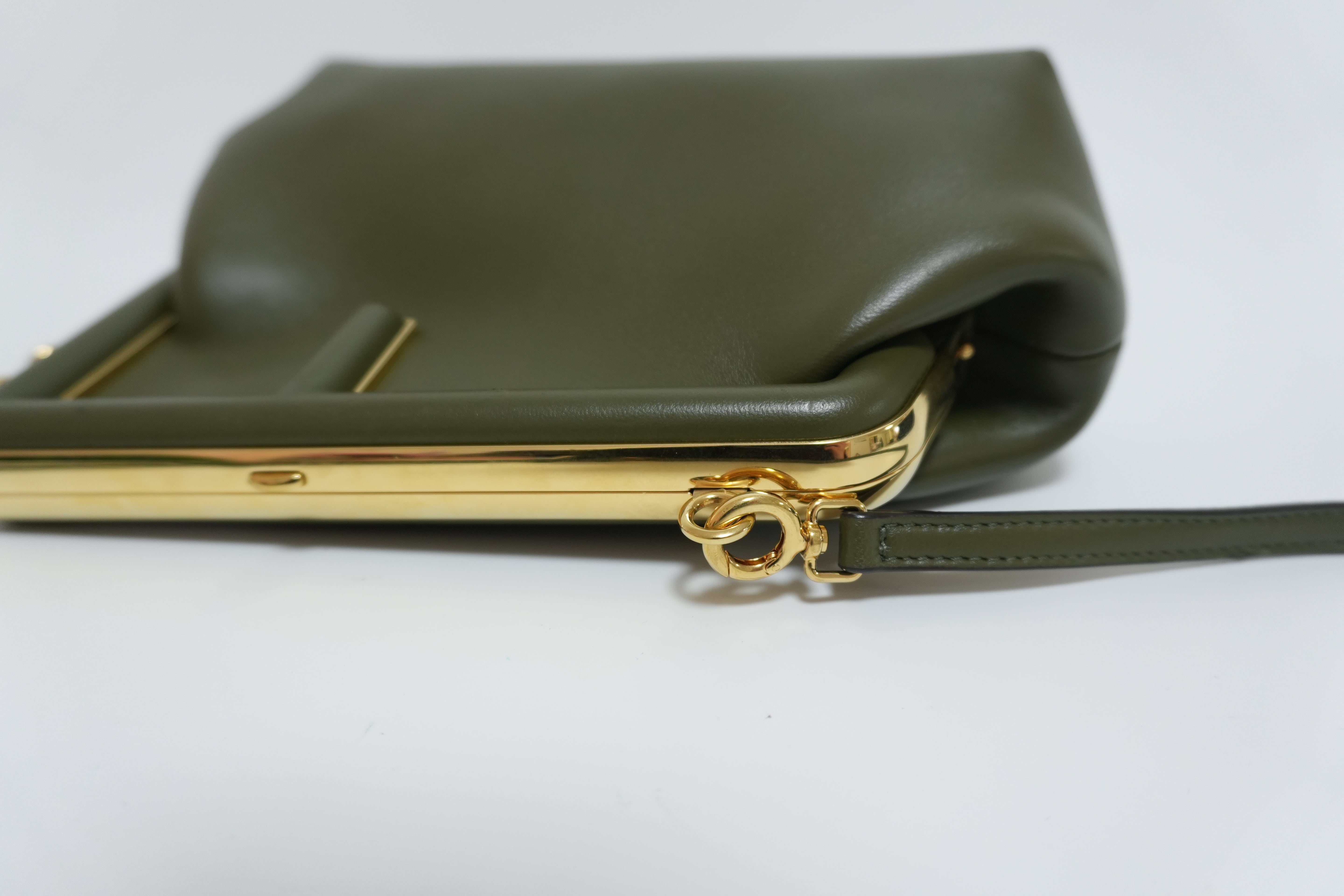 Fendi Leather First Clutch Shoulder Bag Green Used