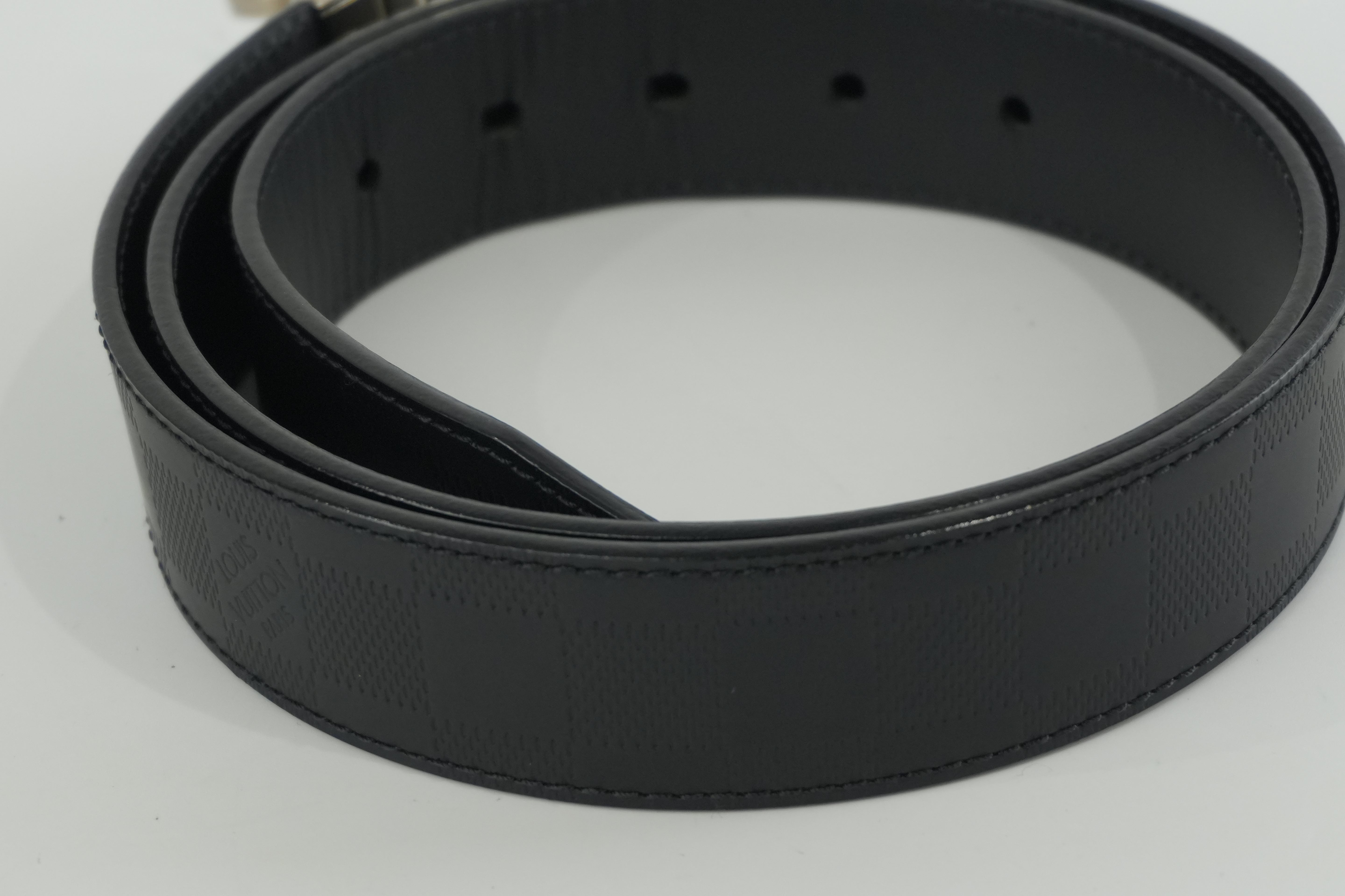Louis Vuitton Belt Size 95 Black Used