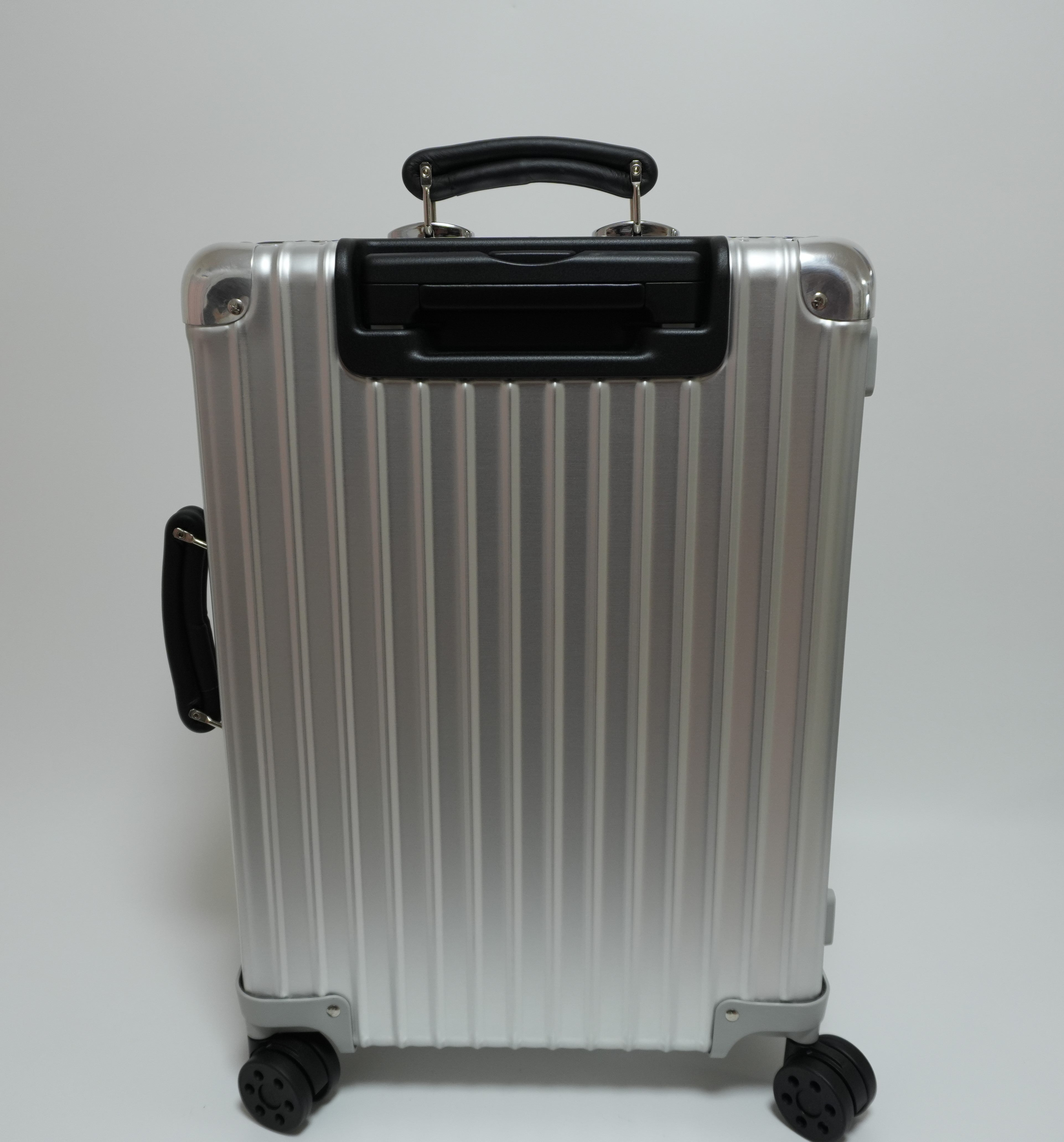 Rimowa Classic Cabin Used