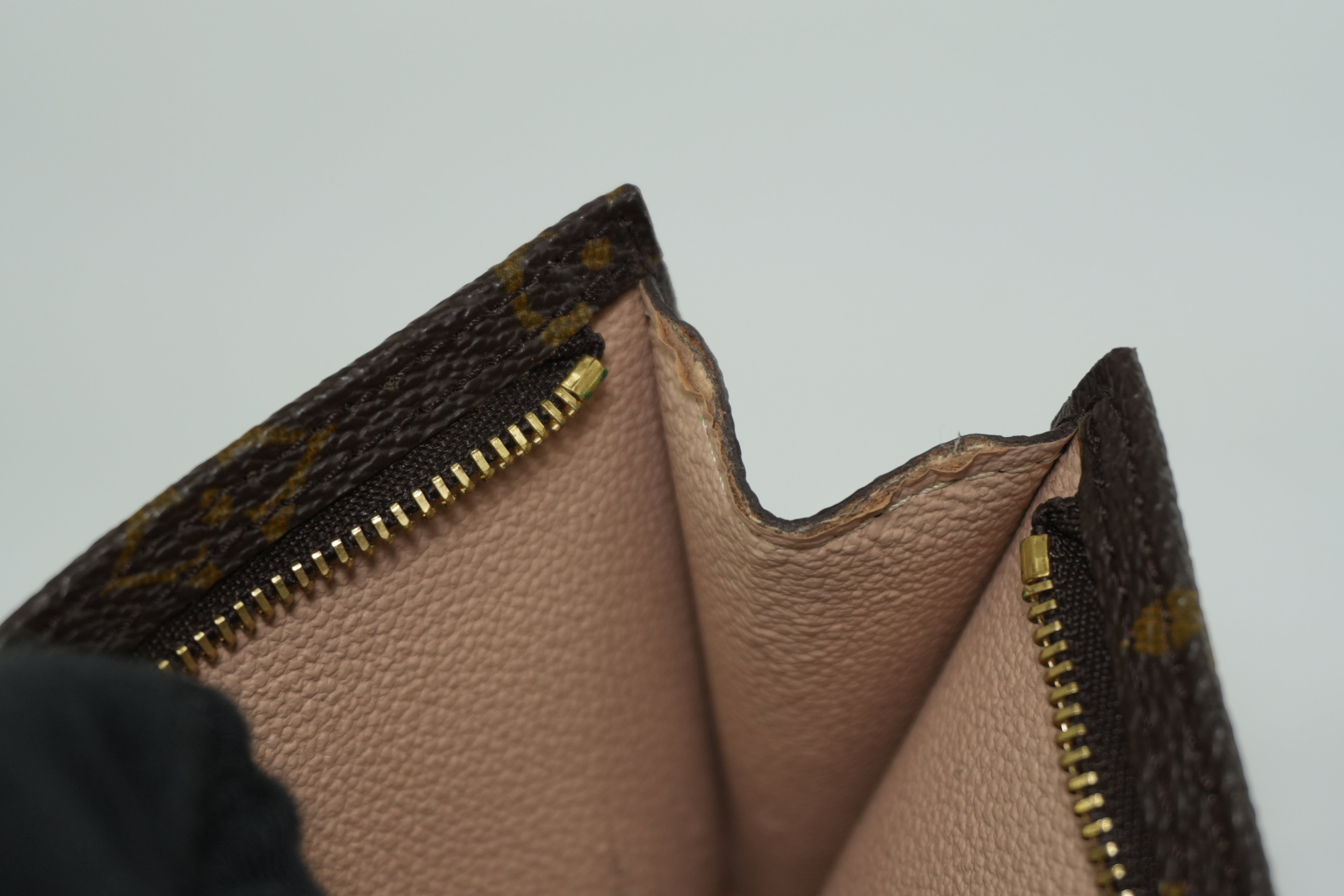 Louis Vuitton Monogram Pouch Used