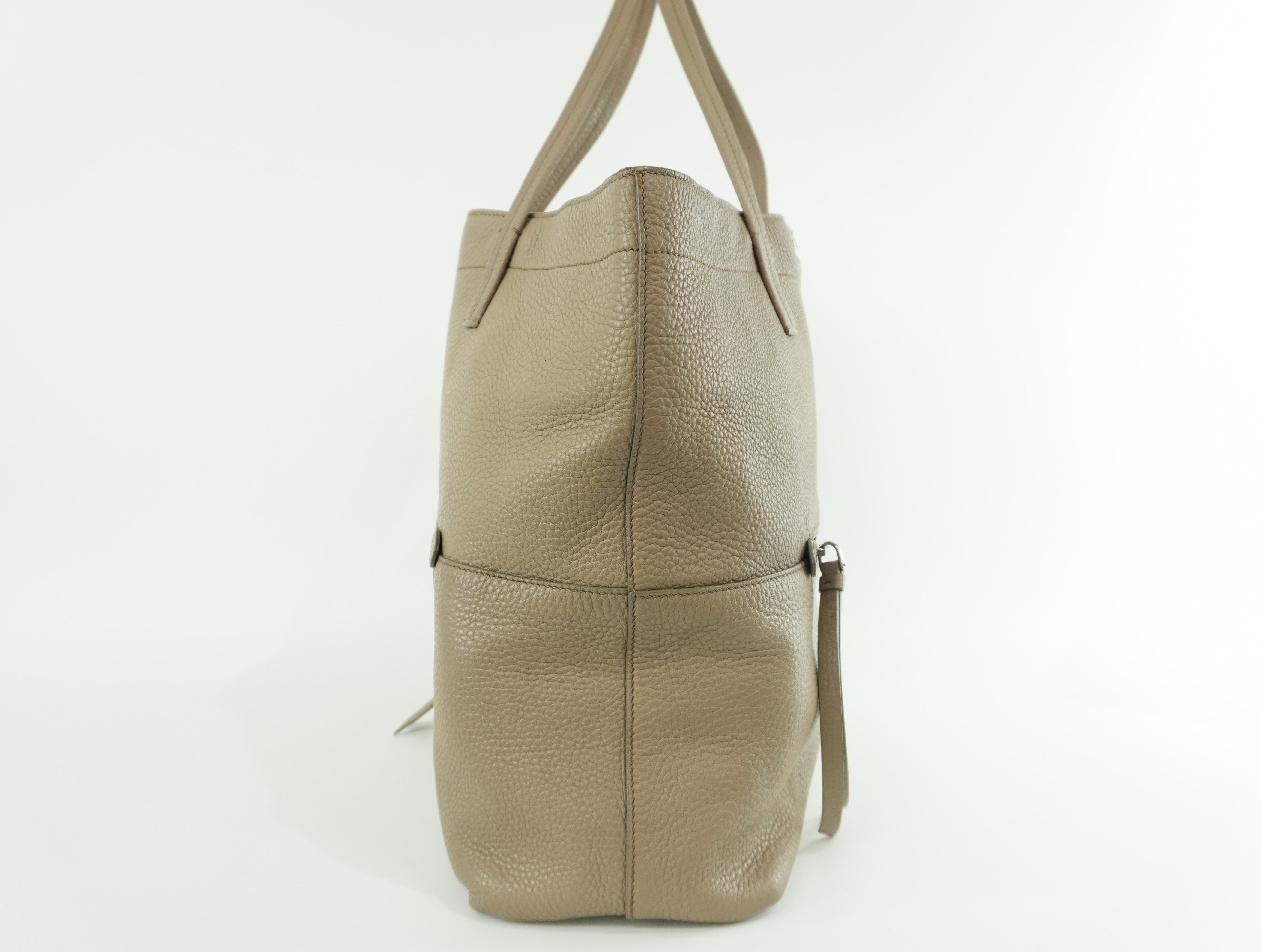 Miumiu Tote Bag Leather Beige Used