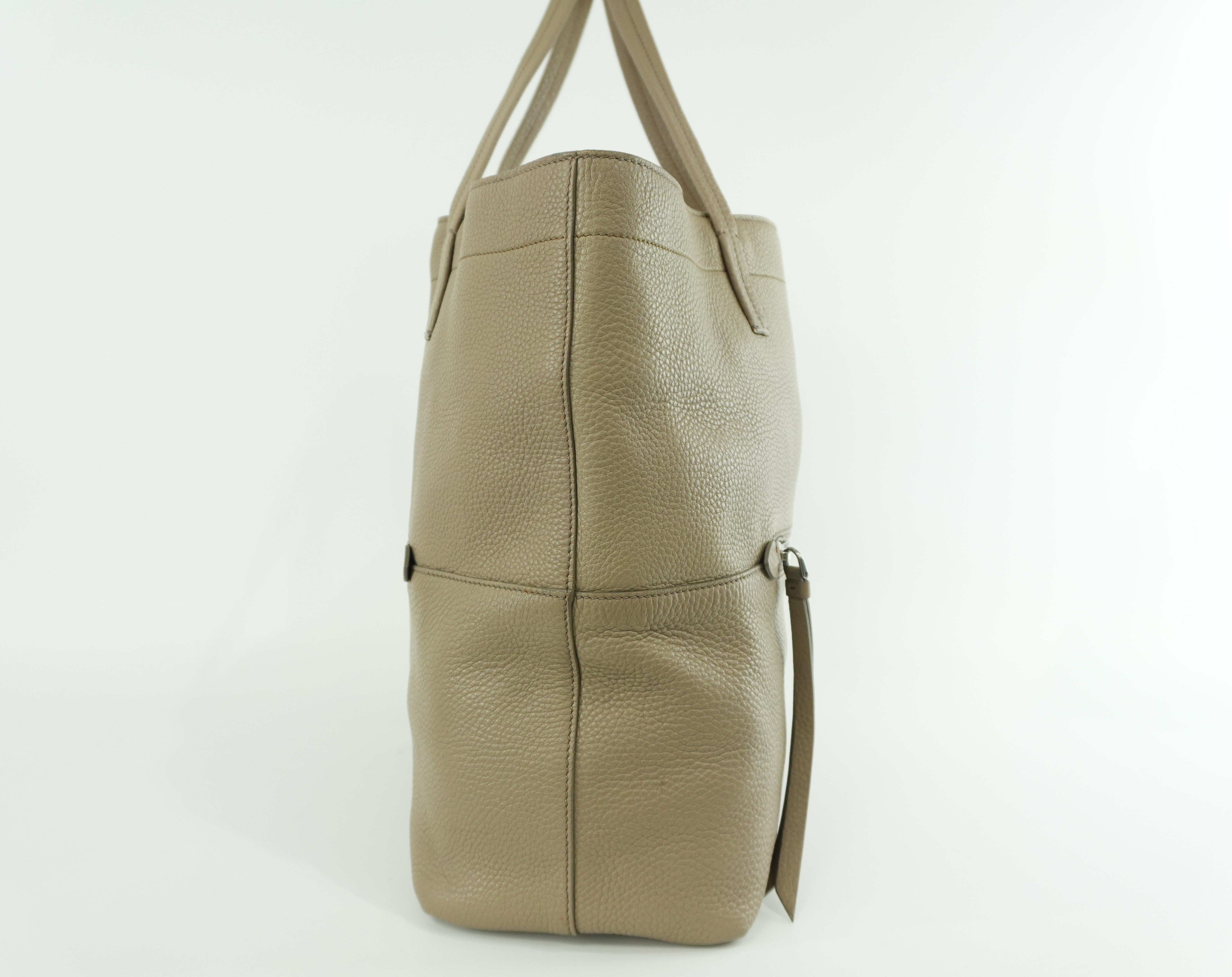 Miumiu Tote Bag Leather Beige Used