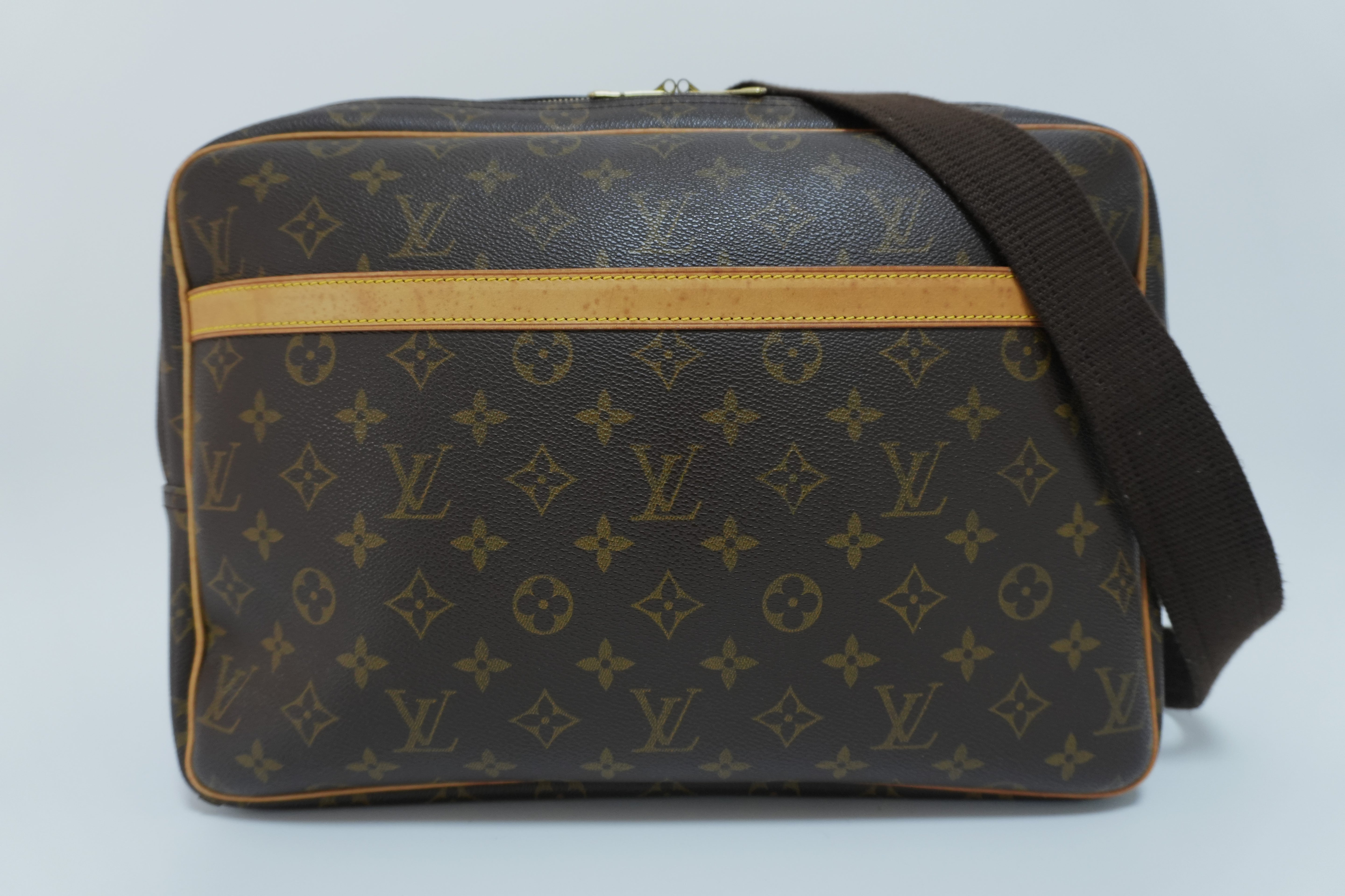 Louis Vuitton Monogram Reporter GM Messenger Bag Used