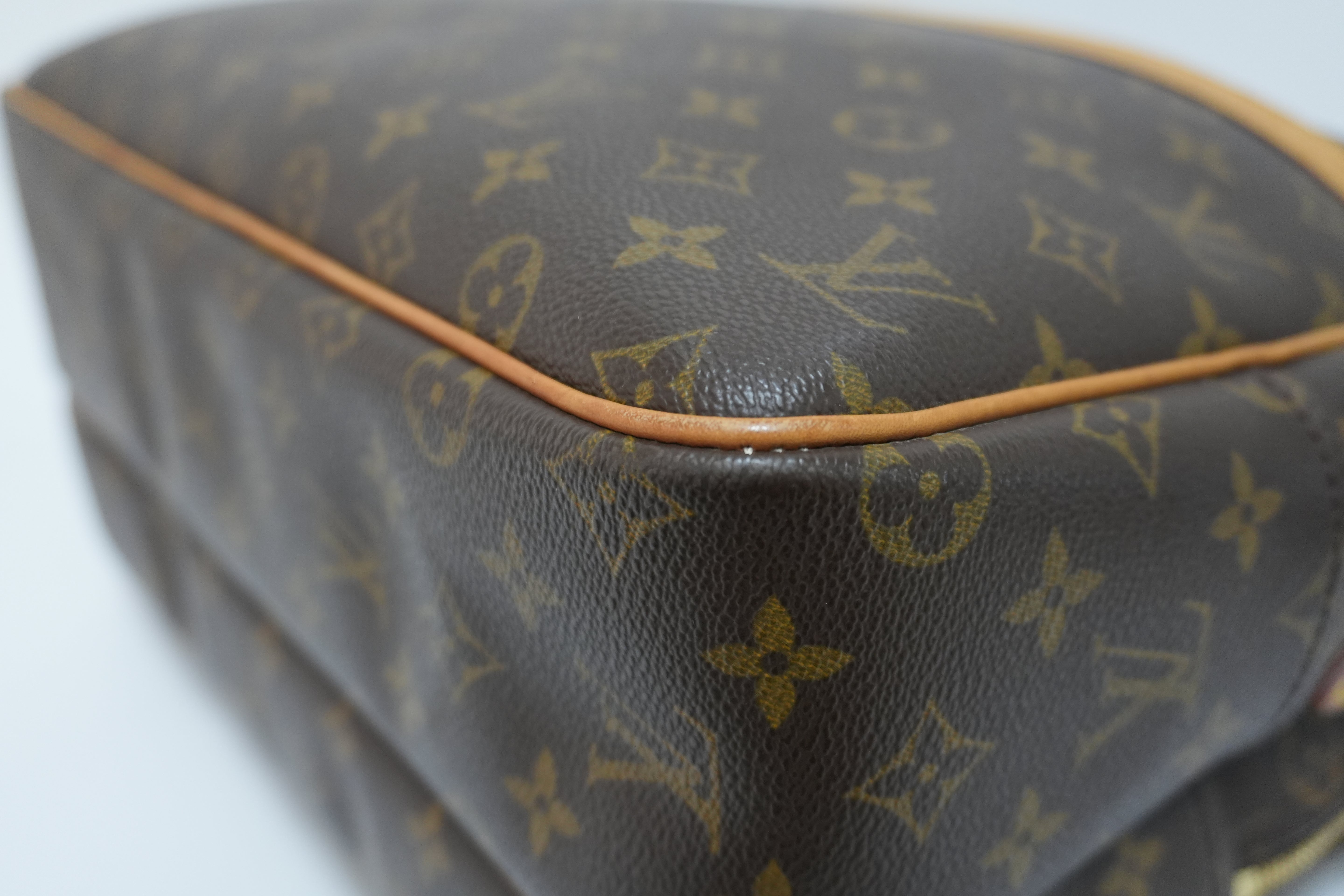 Louis Vuitton Monogram Reporter GM Messenger Bag Used