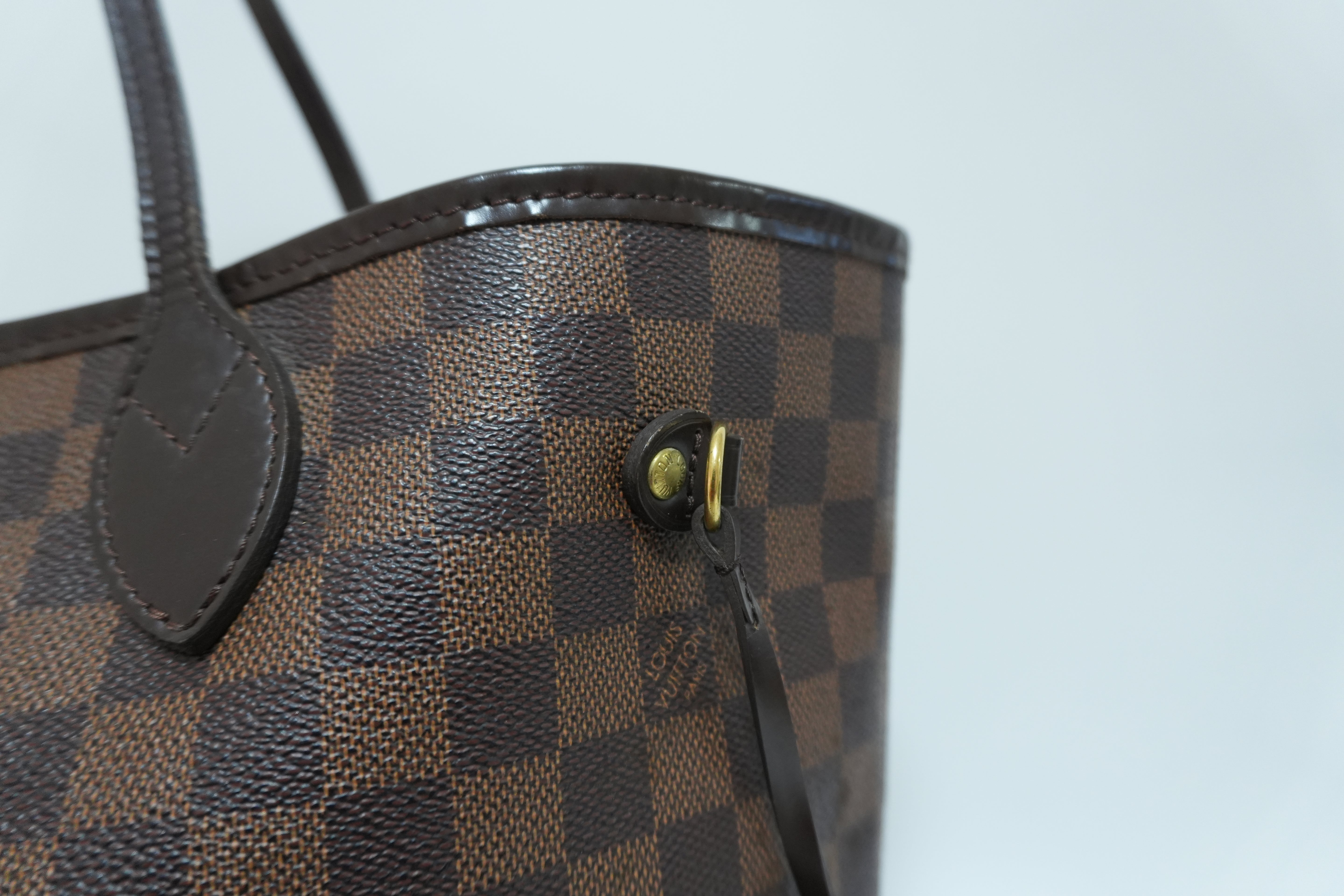 Louis Vuitton Damier Ebene Neverfull MM Used