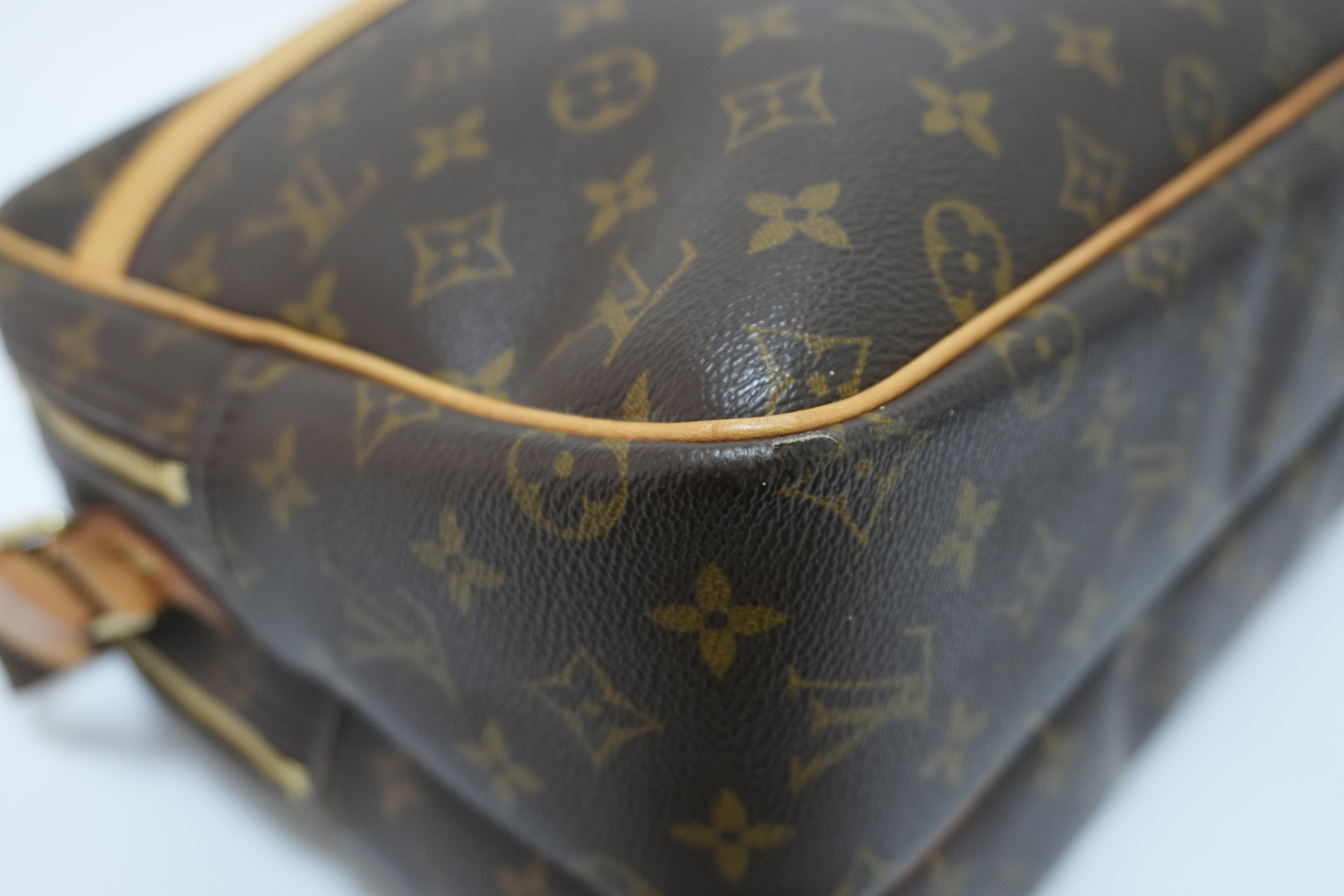 Louis Vuitton Monogram Reporter GM Messenger Bag Used