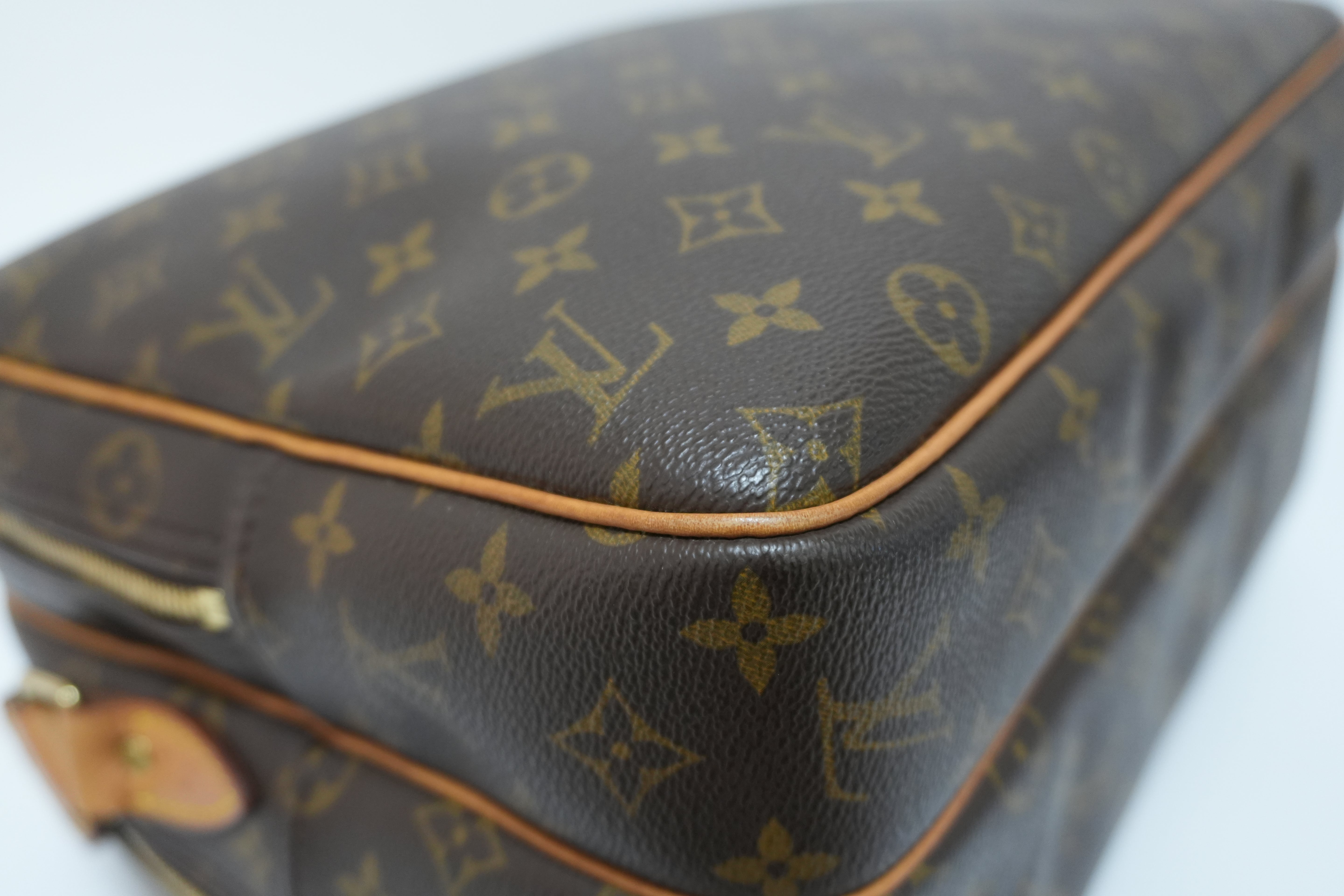 Louis Vuitton Monogram Reporter GM Messenger Bag Used