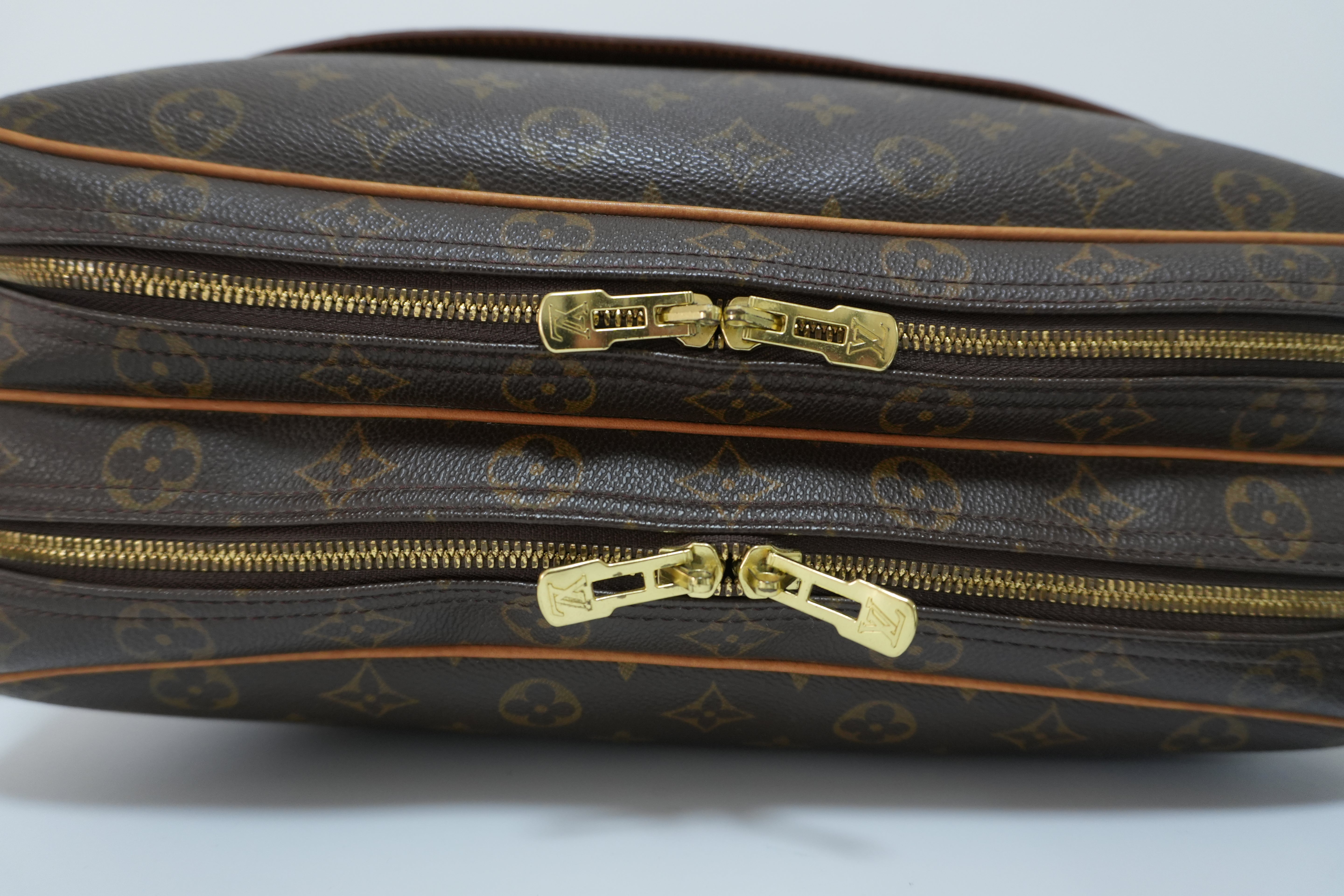 Louis Vuitton Monogram Reporter GM Messenger Bag Used